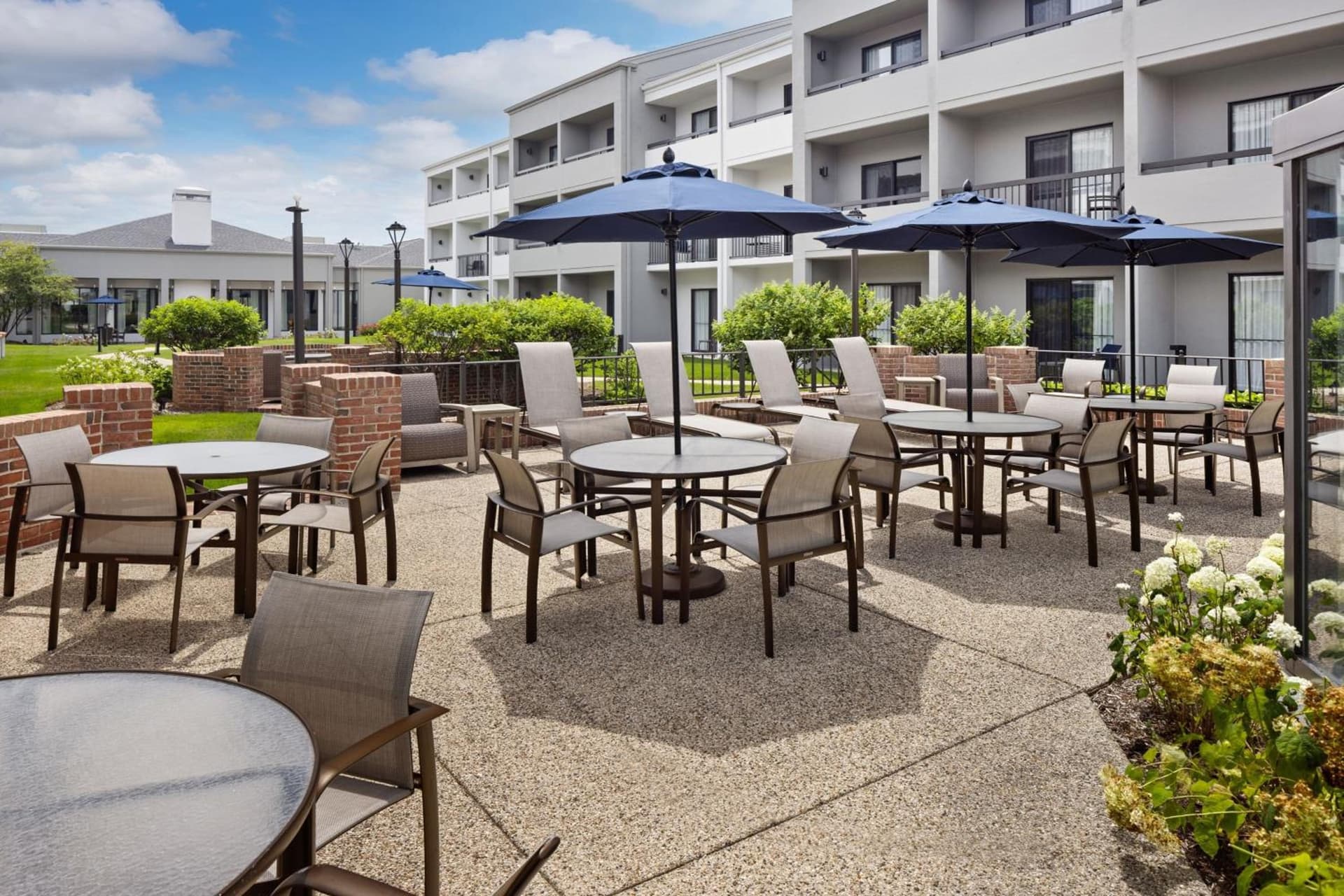 Courtyard by Marriott Chicago Waukegan / Gurnee gallery photo in Waukegan, IL — image 43
