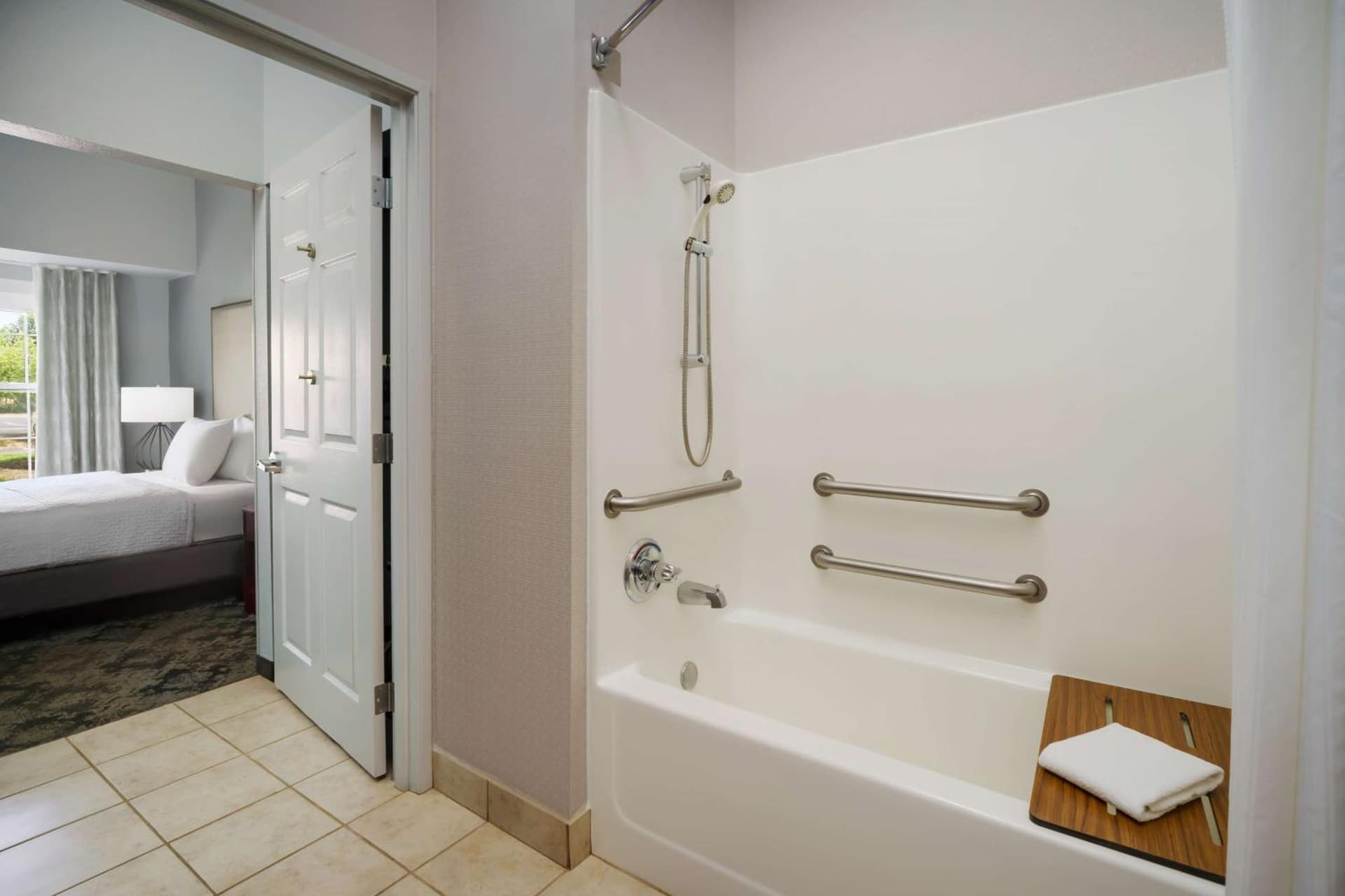 Homewood Suites by Hilton Erie gallery photo in Erie, PA — image 28