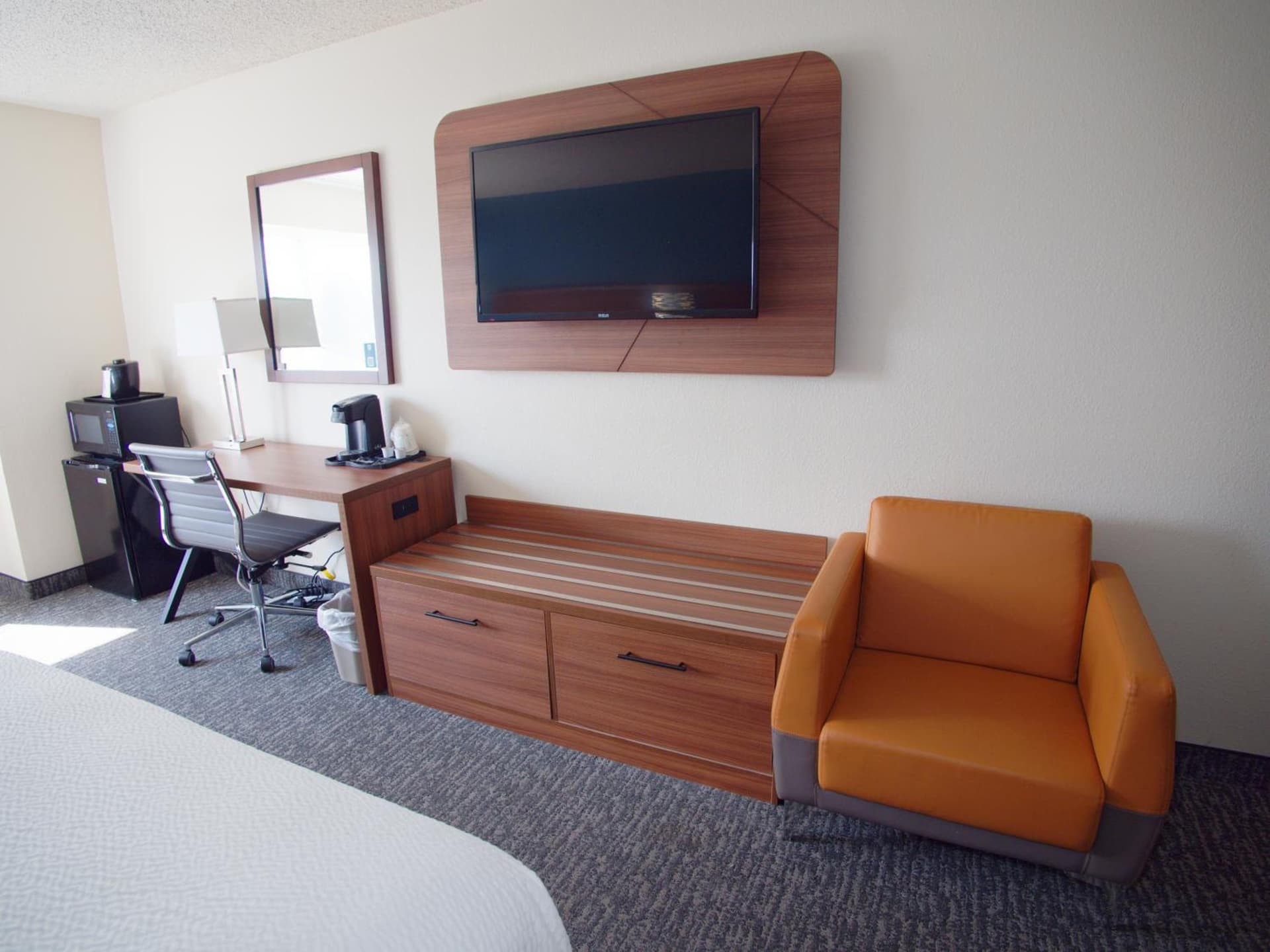 Country Inn & Suites by Radisson, Coeur d'Alene interior in Coeur d'Alene, ID — gallery photo 2