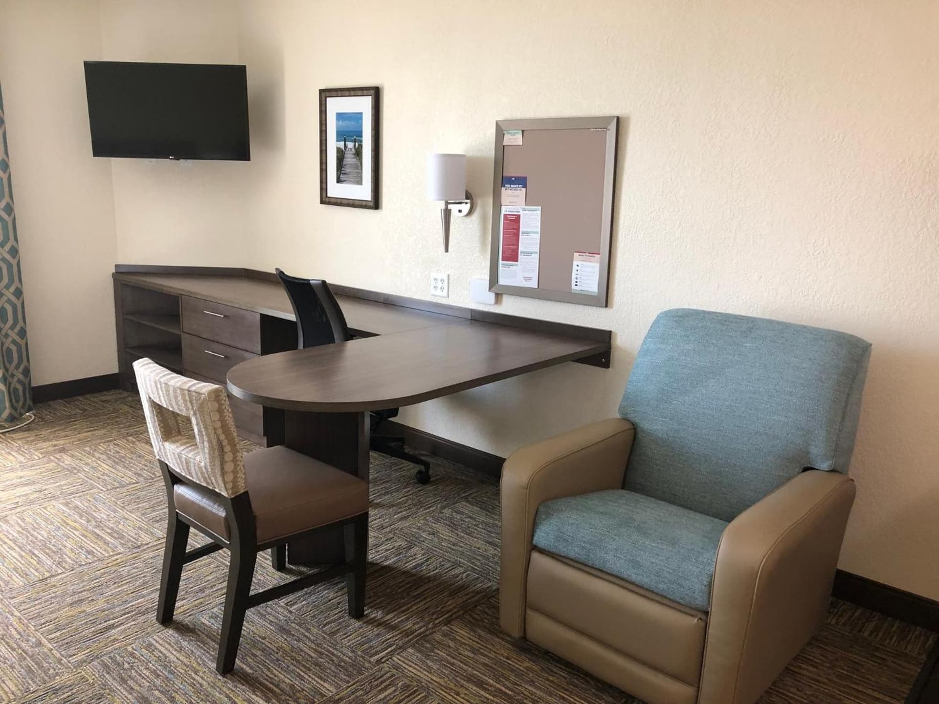 Candlewood Suites - Panama City Beach Pier Park by IHG gallery photo in Panama City Beach, FL — image 15