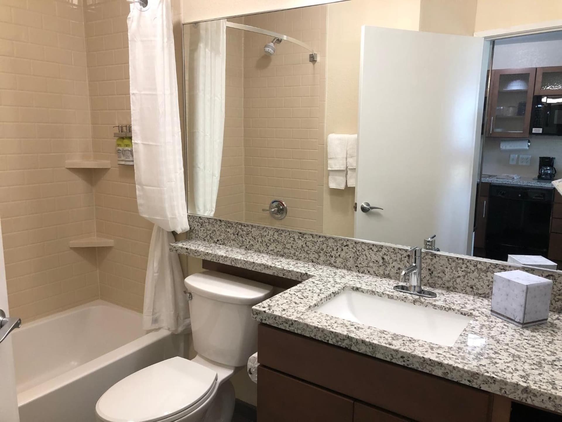 Candlewood Suites - Panama City Beach Pier Park by IHG gallery photo in Panama City Beach, FL — image 12