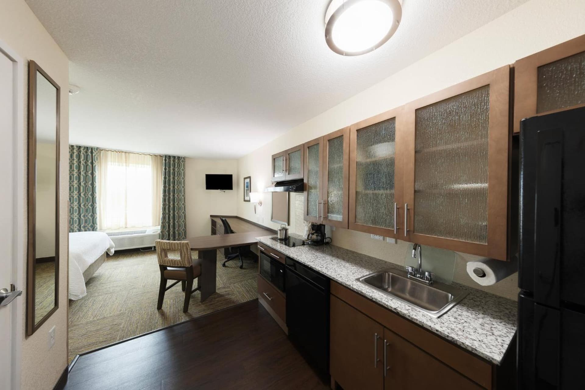 Candlewood Suites - Panama City Beach Pier Park by IHG gallery photo in Panama City Beach, FL — image 23