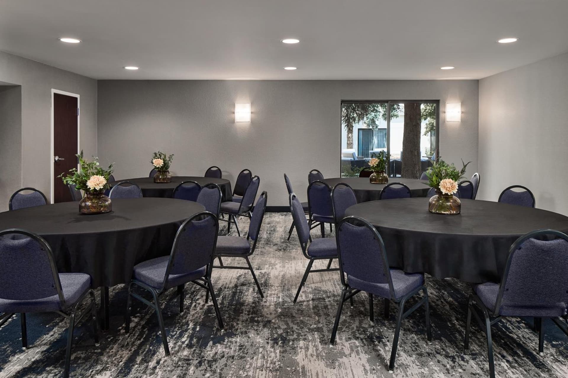 Courtyard by Marriott Fort Collins gallery photo in Fort Collins, CO — image 37