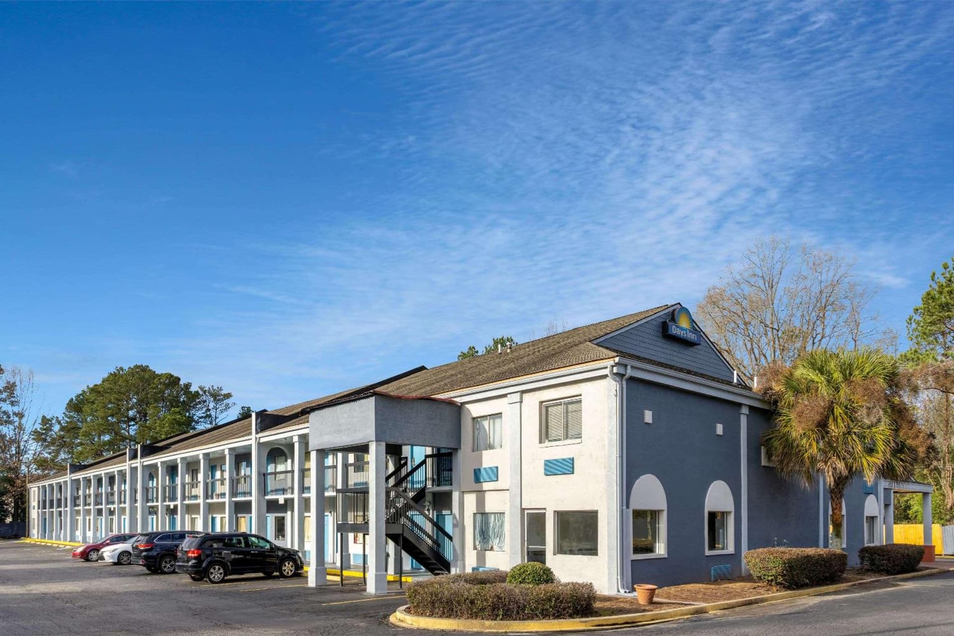 Days Inn by Wyndham Columbia interior in Columbia, SC — gallery photo 2