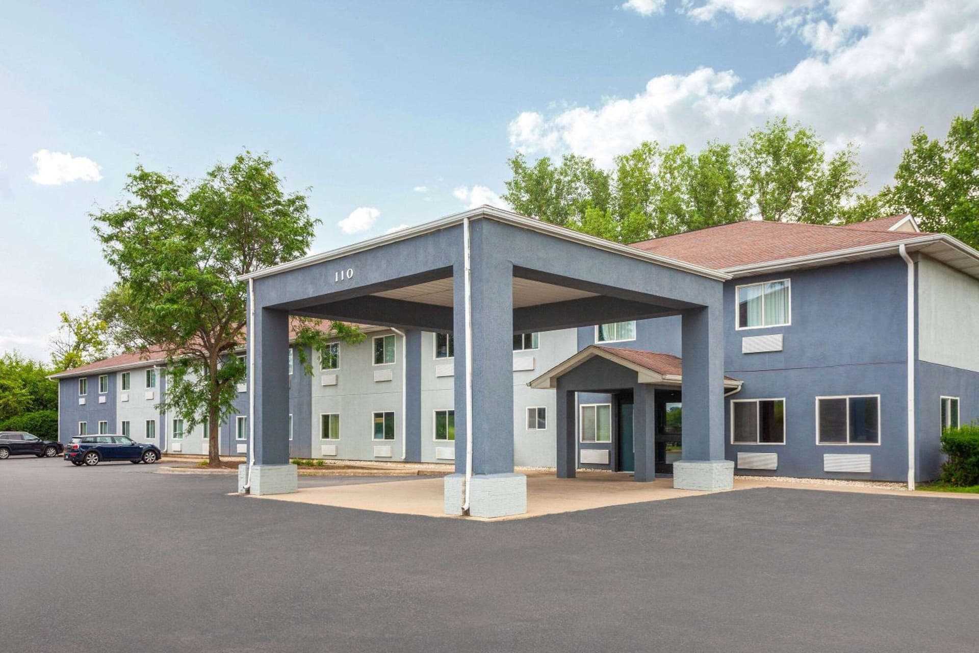 Super 8 by Wyndham McHenry Fox Lake Area featured exterior or lobby in McHenry, IL — similar hotel