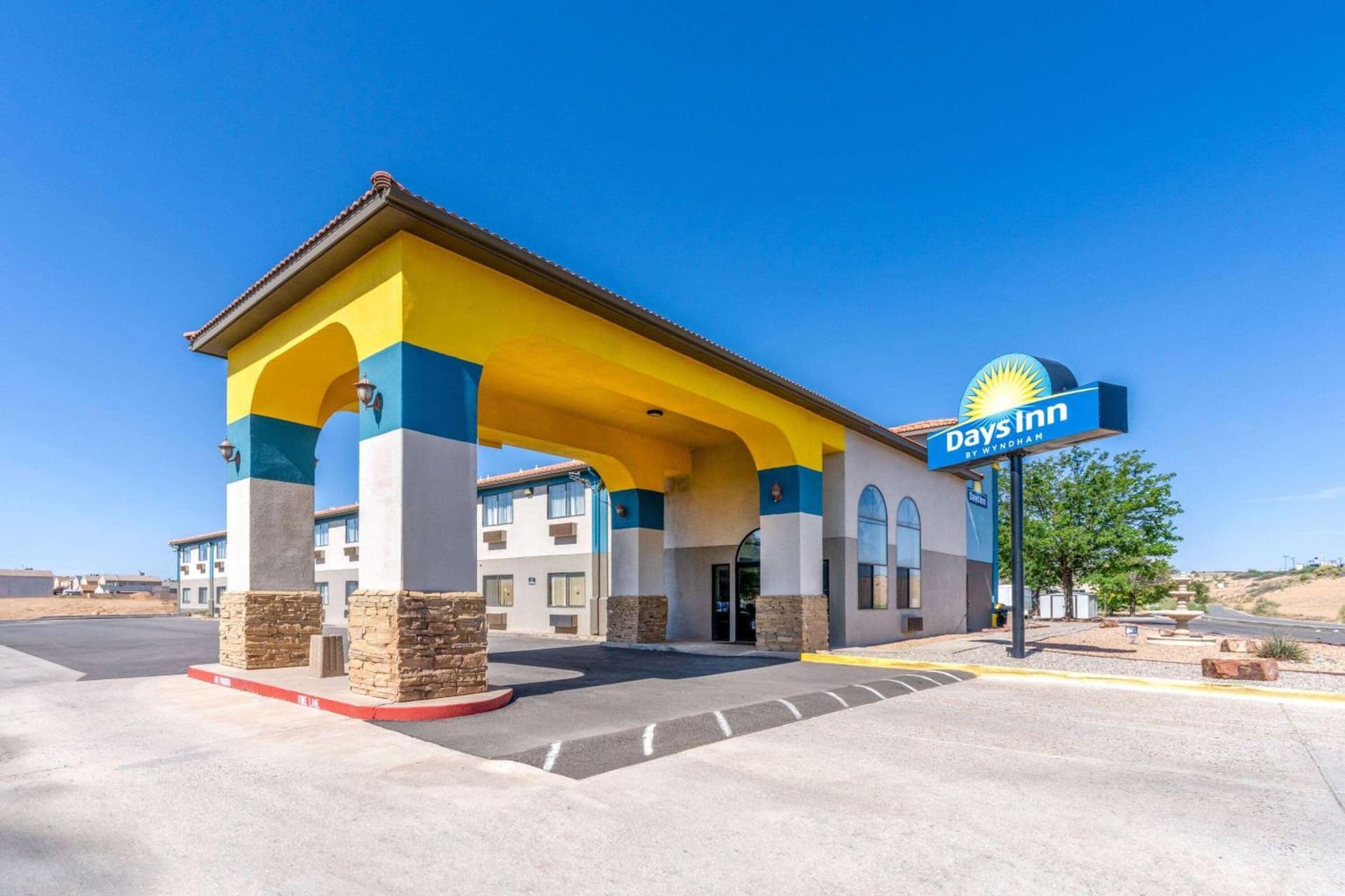 Days Inn by Wyndham Los Lunas featured exterior or lobby in Los Lunas, NM — similar hotel