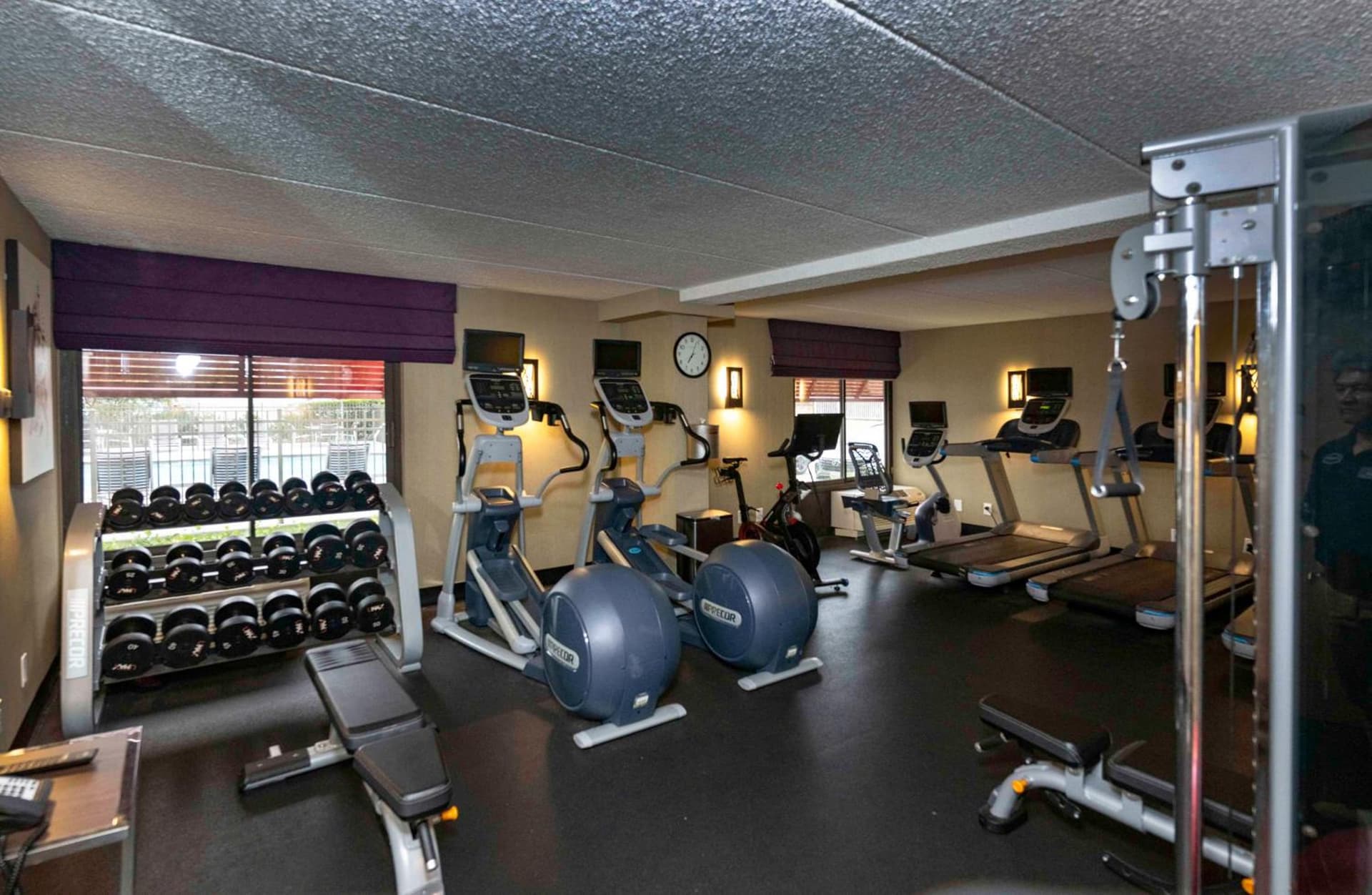 Hampton Inn by Hilton San Diego - Kearny Mesa interior in San Diego, CA — gallery photo 2