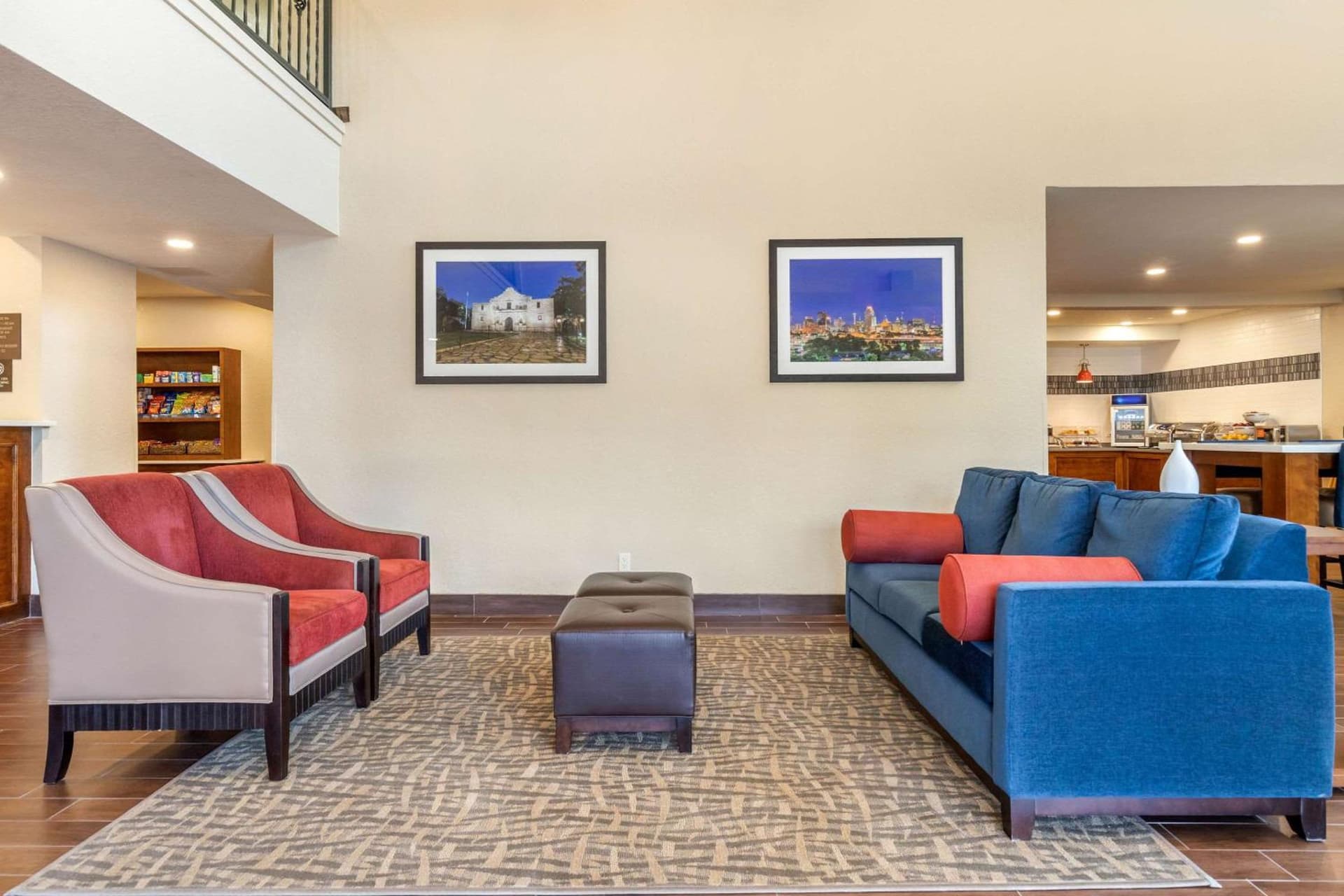 Comfort Suites San Antonio Airport North property views in San Antonio, TX — gallery photo 3