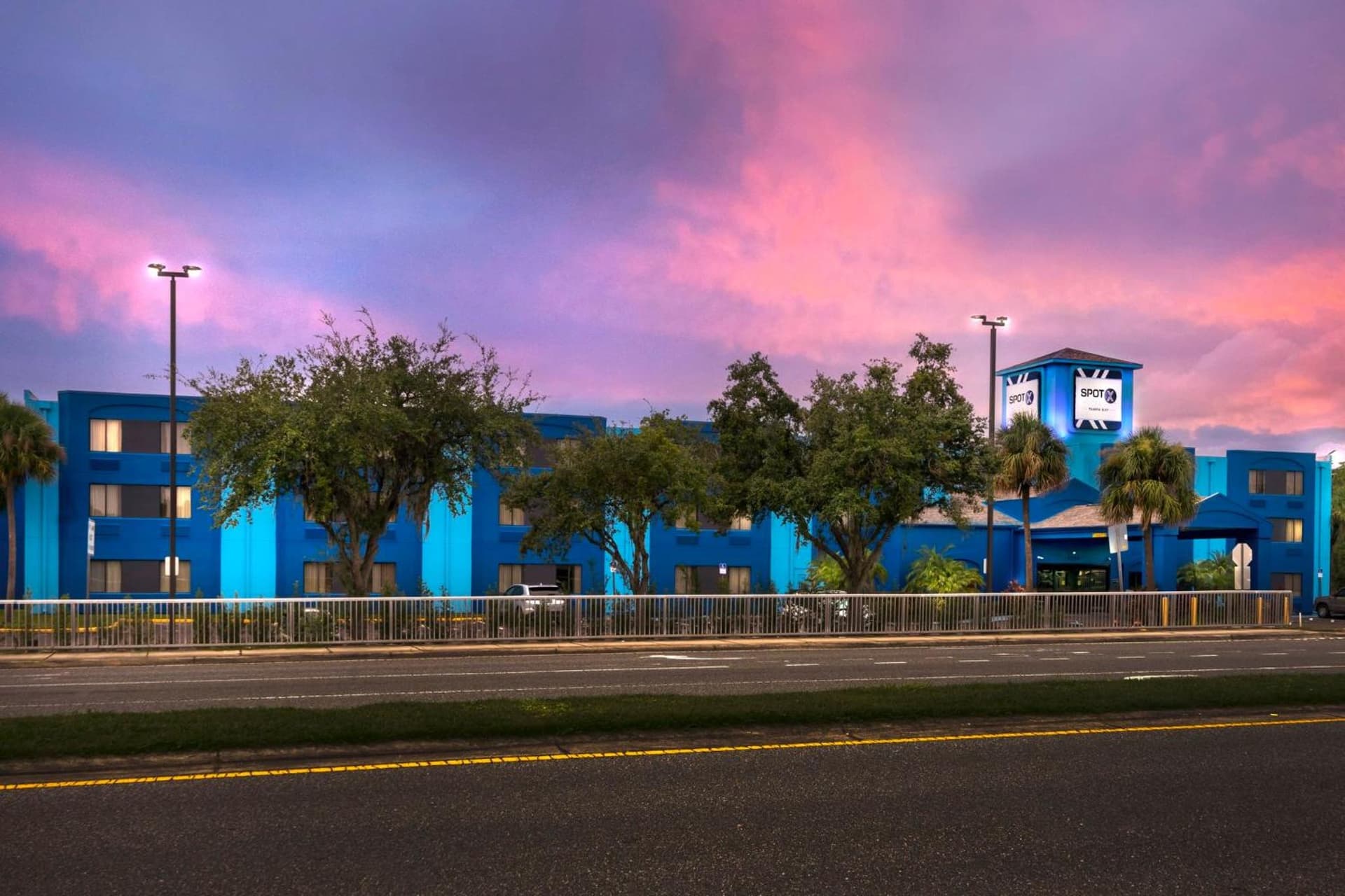 SPOT X Hotel Tampa - Wesley Chapel by The Red Collection gallery photo in Wesley Chapel, FL — image 30
