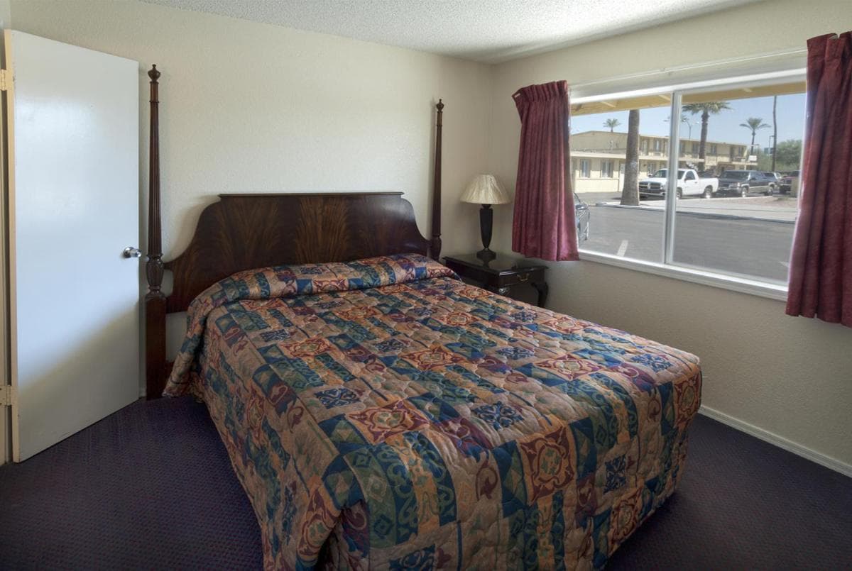 American Executive Inn Mesa gallery photo in Mesa, AZ — image 17