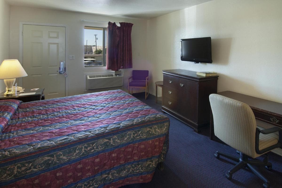 American Executive Inn Mesa interior in Mesa, AZ — gallery photo 2