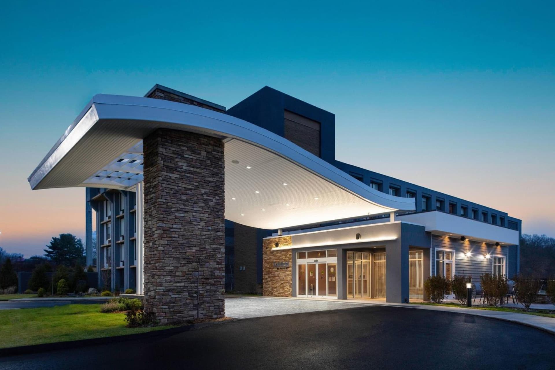 Fairfield Inn & Suites Springfield Enfield interior in Springfield, MA — gallery photo 2