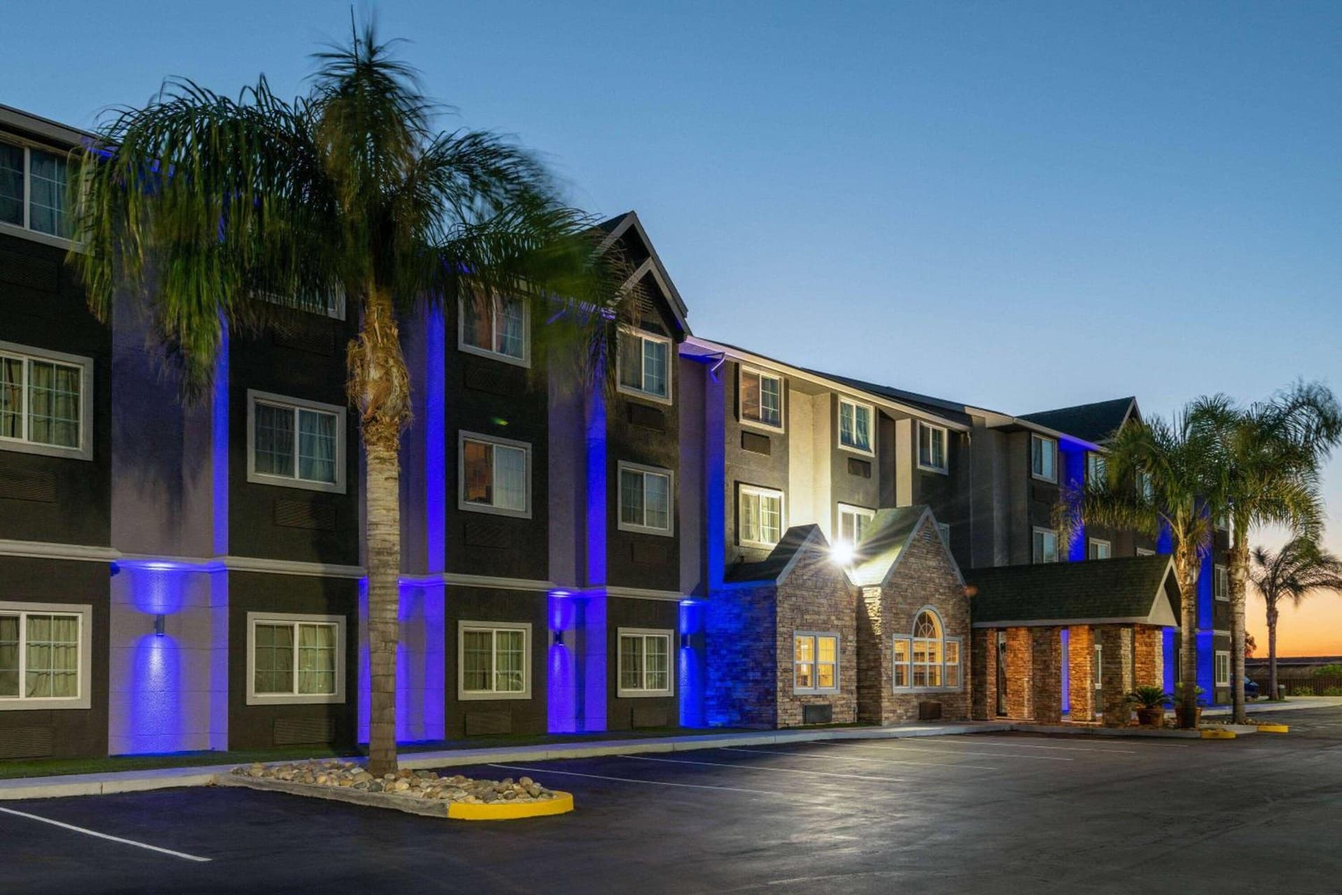 Microtel Inn & Suites by Wyndham Tracy gallery photo in Tracy, CA — image 20