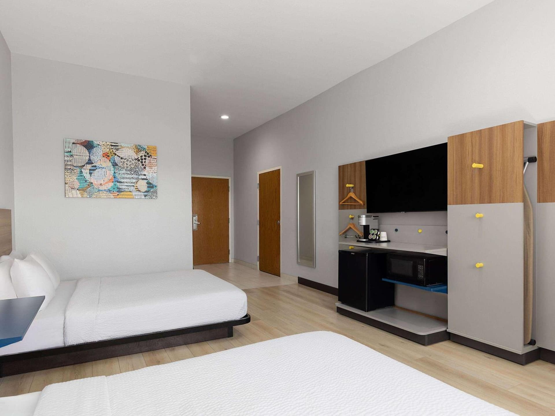 Microtel Inn & Suites by Wyndham Tracy gallery photo in Tracy, CA — image 25