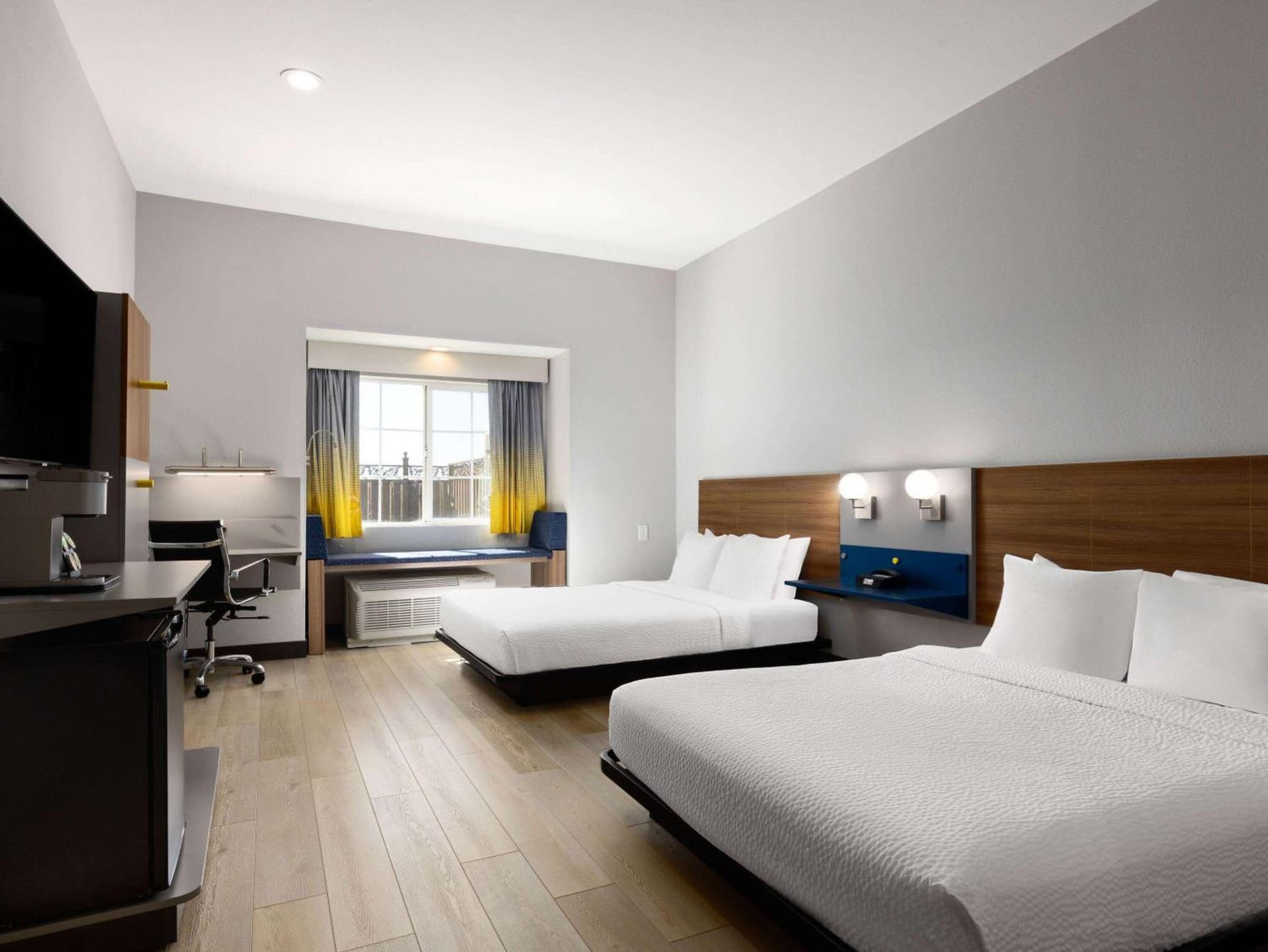 Microtel Inn & Suites by Wyndham Tracy gallery photo in Tracy, CA — image 58