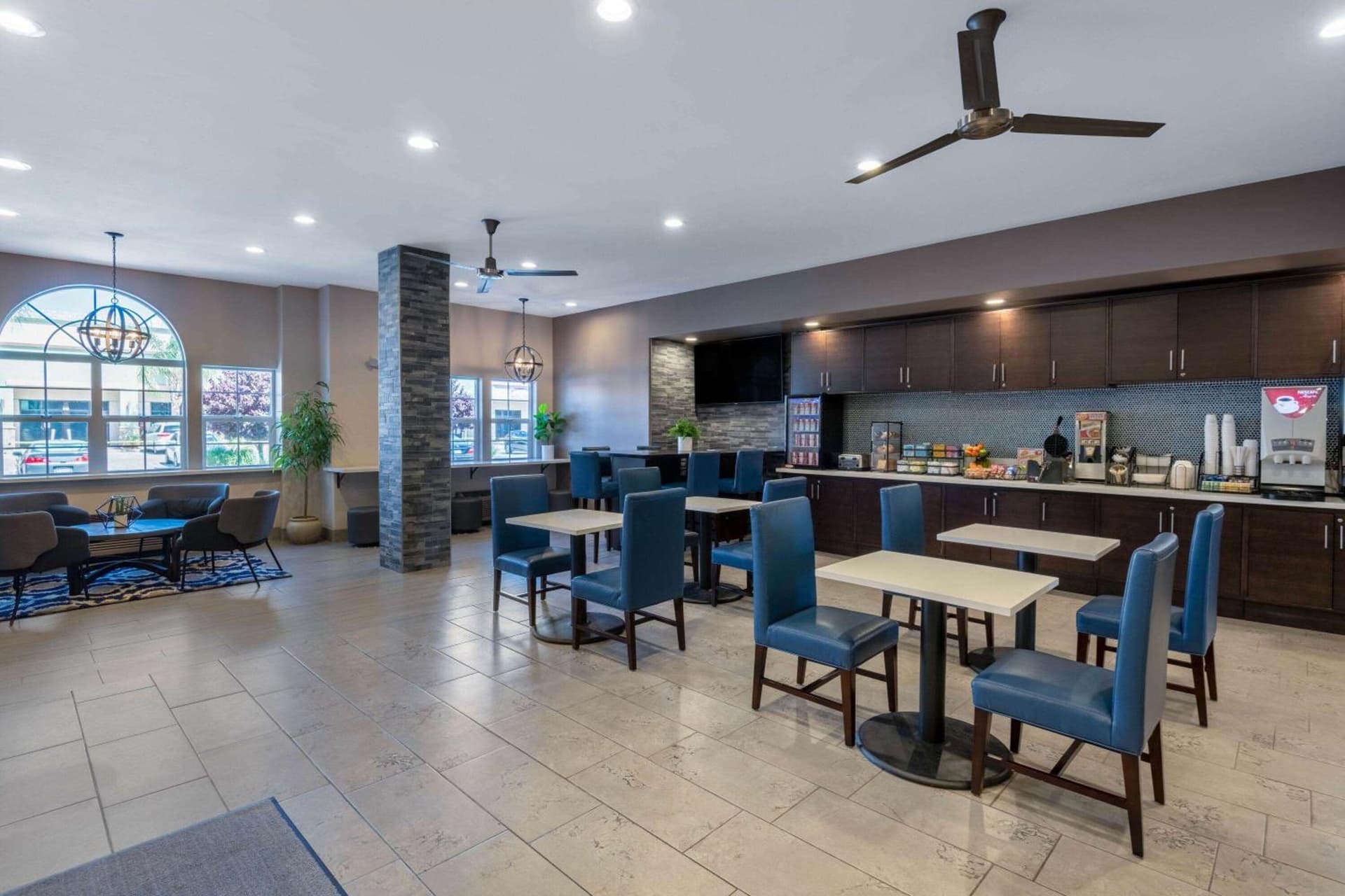 Microtel Inn & Suites by Wyndham Tracy gallery photo in Tracy, CA — image 49