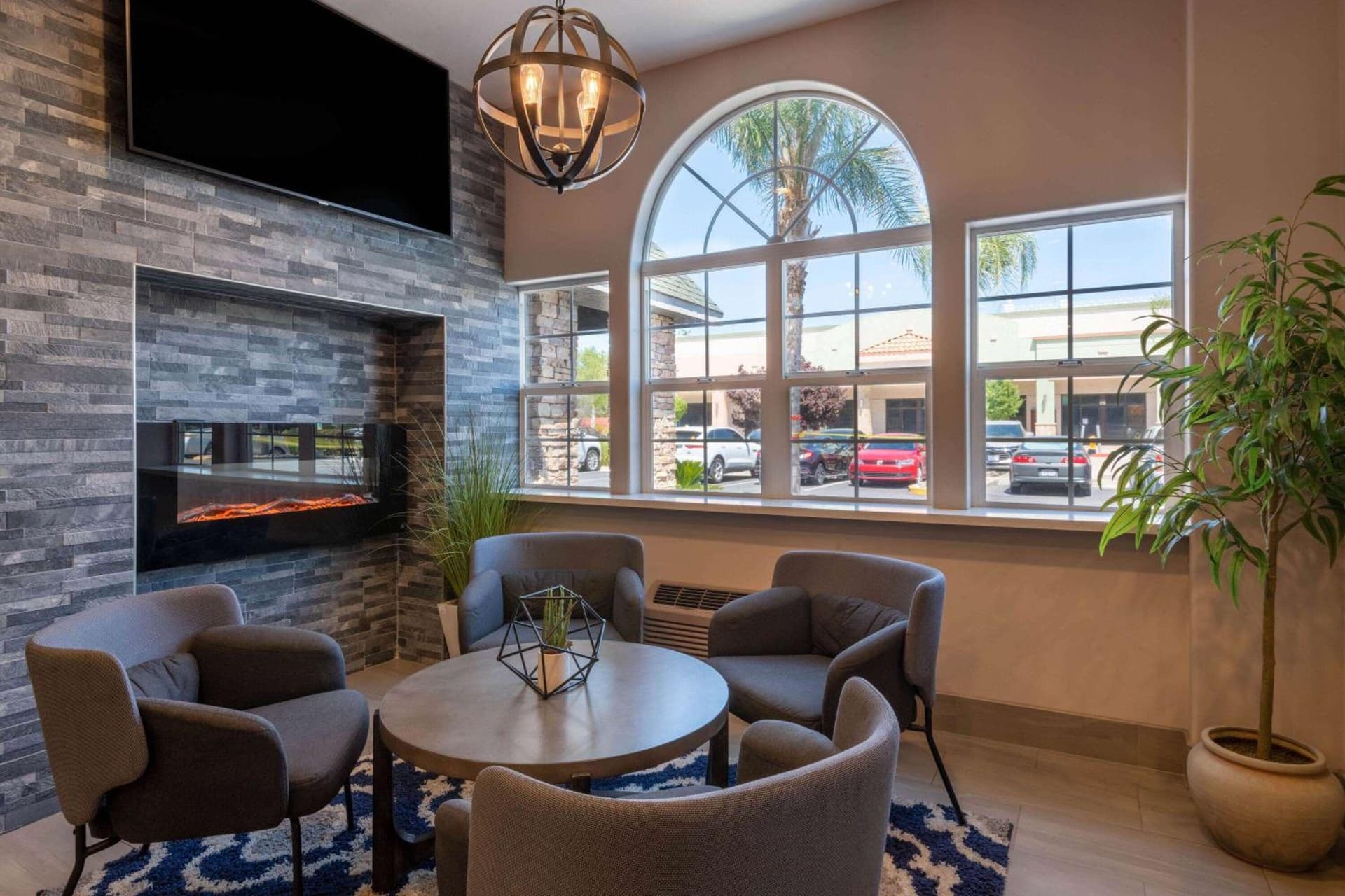 Microtel Inn & Suites by Wyndham Tracy gallery photo in Tracy, CA — image 45