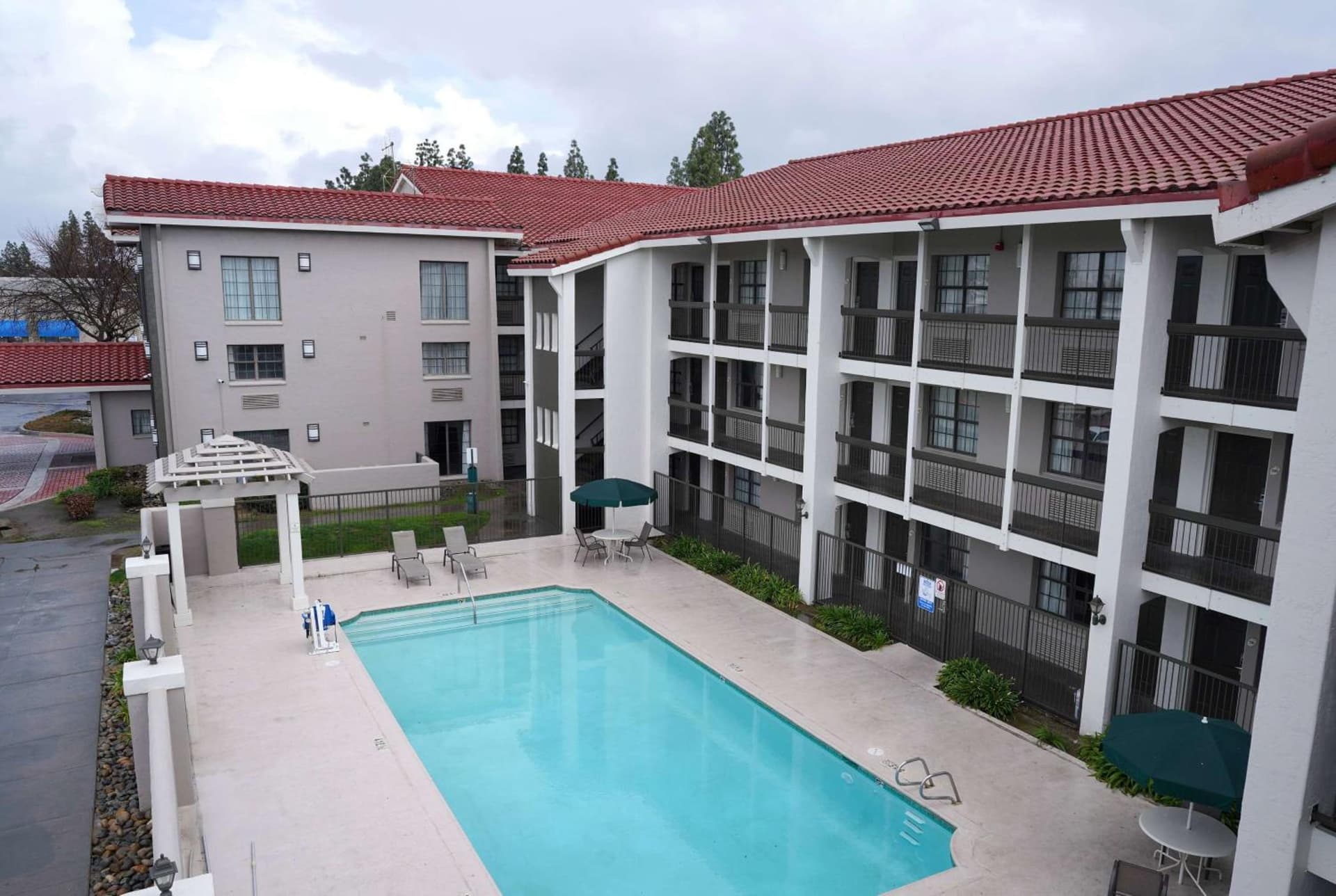 La Quinta Inn by Wyndham Fresno Yosemite gallery photo in Fresno, CA — image 9