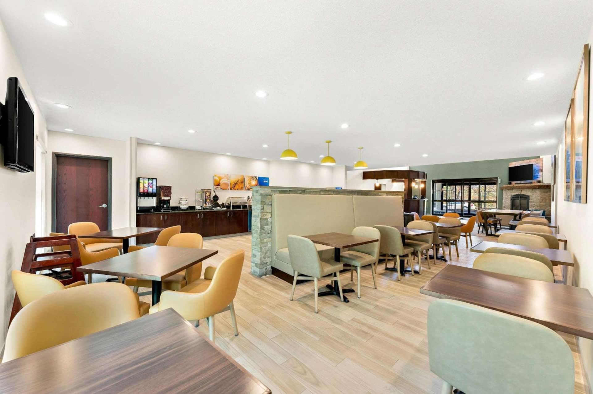 Comfort Inn & Suites Tunkhannock gallery photo in Tunkhannock, PA — image 12