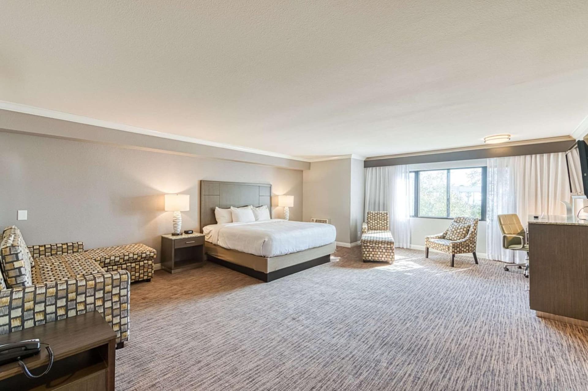 Amanzi Hotel, an Ascend Collection Hotel gallery photo in Ventura, CA — image 153