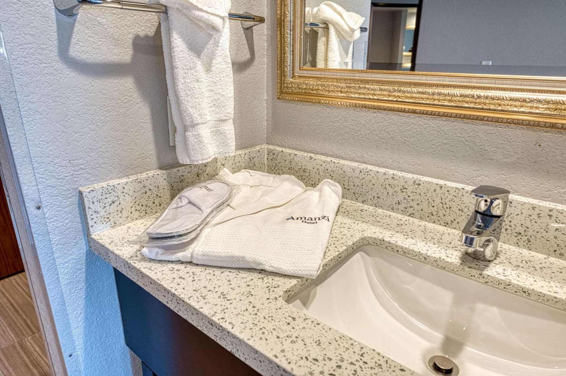 Amanzi Hotel, an Ascend Collection Hotel gallery photo in Ventura, CA — image 137