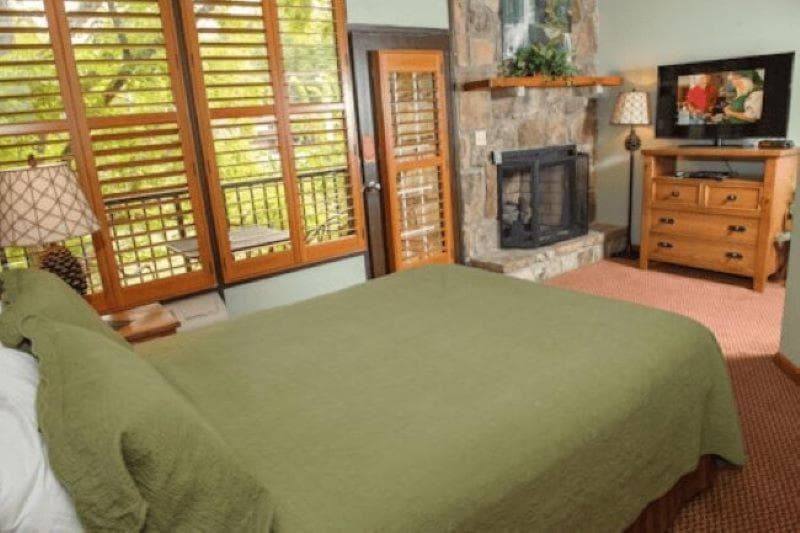 Gatlinburg Town Square interior in Gatlinburg, TN — gallery photo 2
