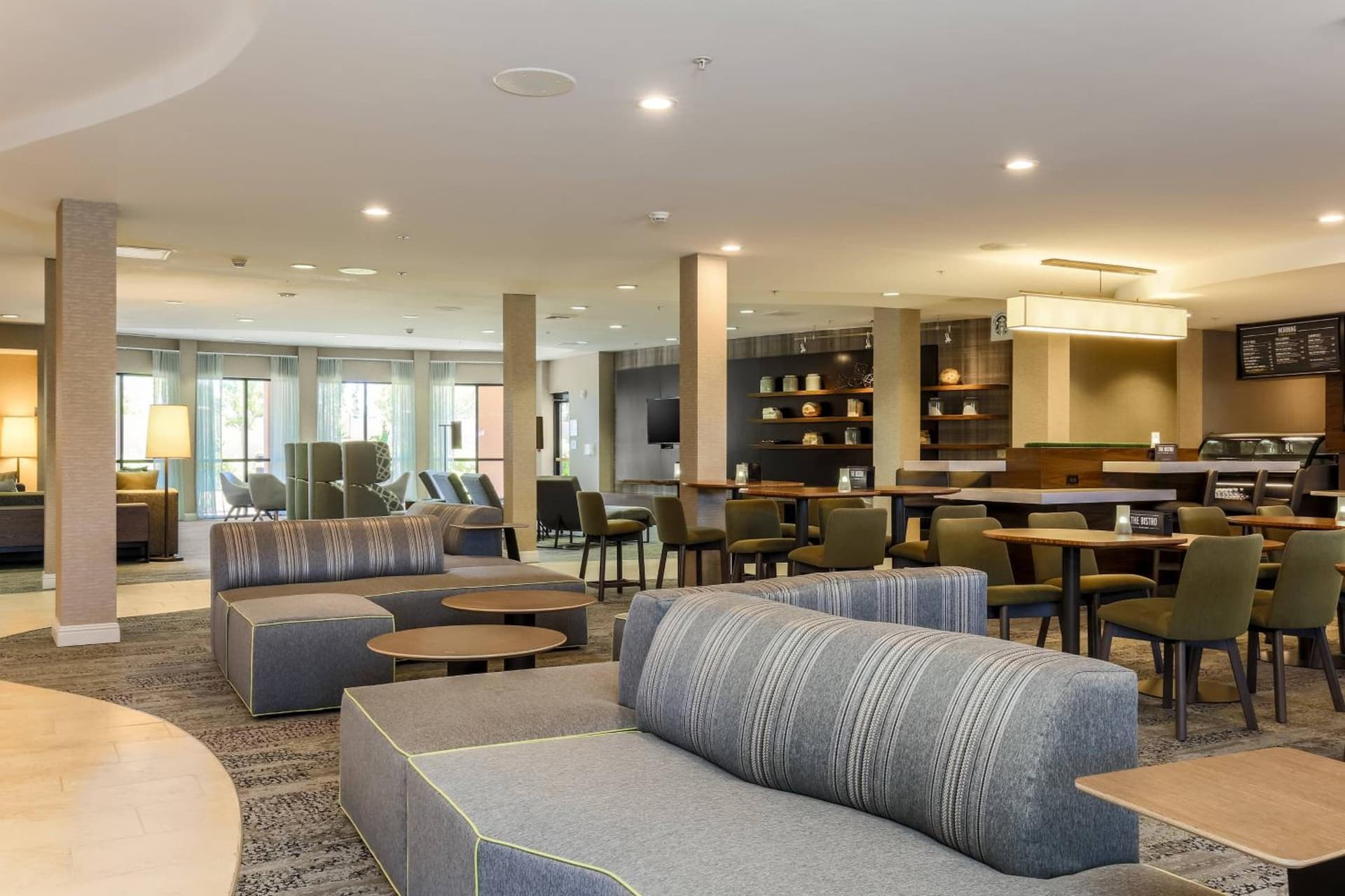 Courtyard by Marriott Roseville Galleria Mall/Creekside Ridge Drive gallery photo in Roseville, CA — image 12
