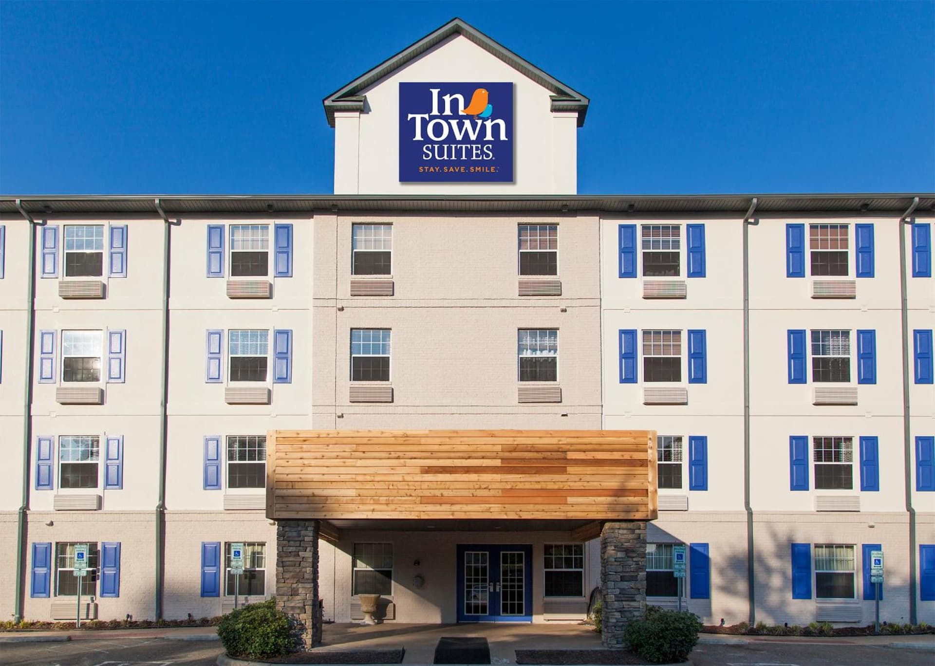 InTown Suites Extended Stay Newport News VA - City Center property views in Newport News, VA — gallery photo 3