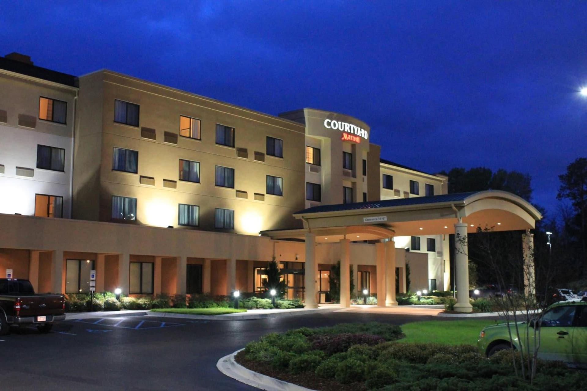 Courtyard by Marriott Vicksburg featured exterior or lobby in Vicksburg, MS — similar hotel