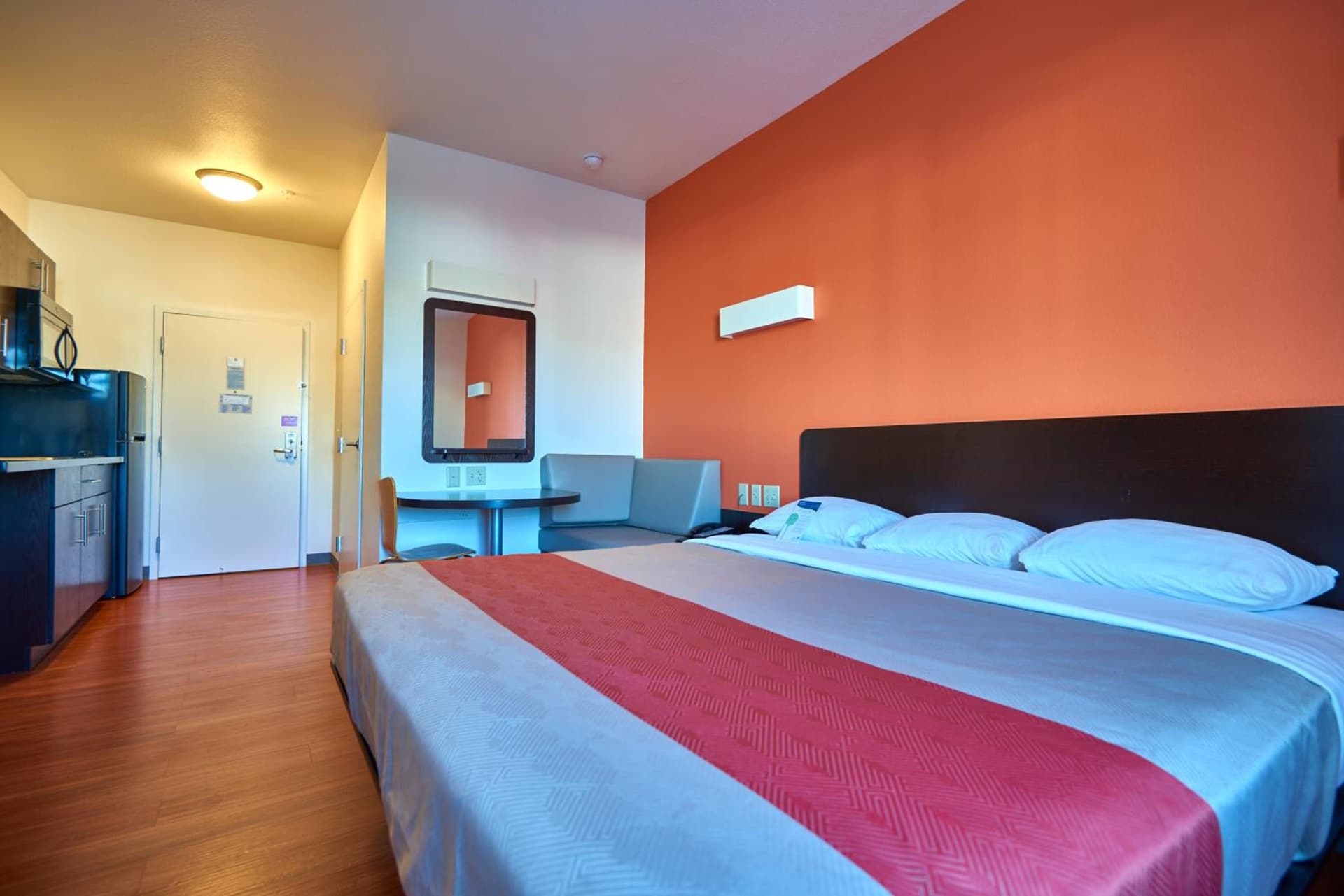Motel 6 Wilkes Barre Arena gallery photo in Wilkes-Barre, PA — image 12