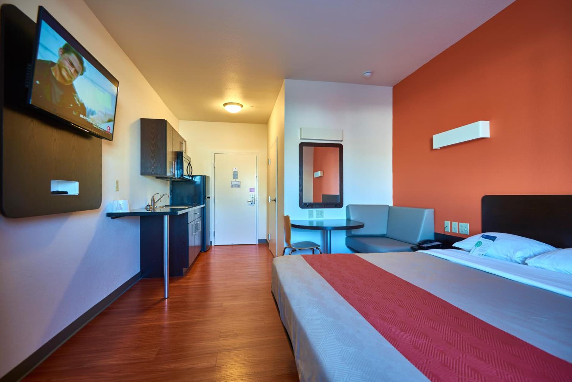 Motel 6 Wilkes Barre Arena gallery photo in Wilkes-Barre, PA — image 31