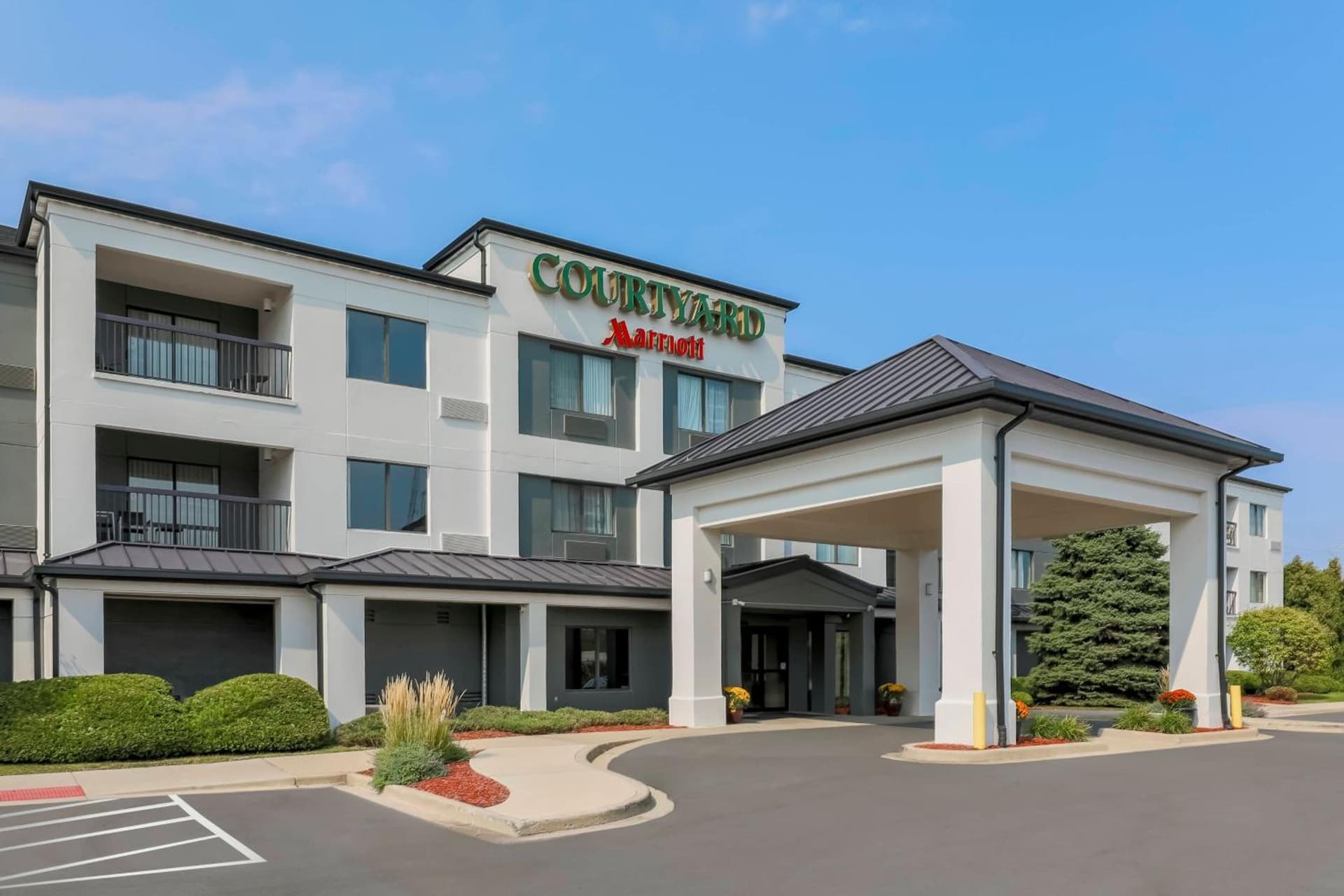 Courtyard Chicago Southeast/Hammond, Indiana featured exterior or lobby in Hammond, IN — similar hotel