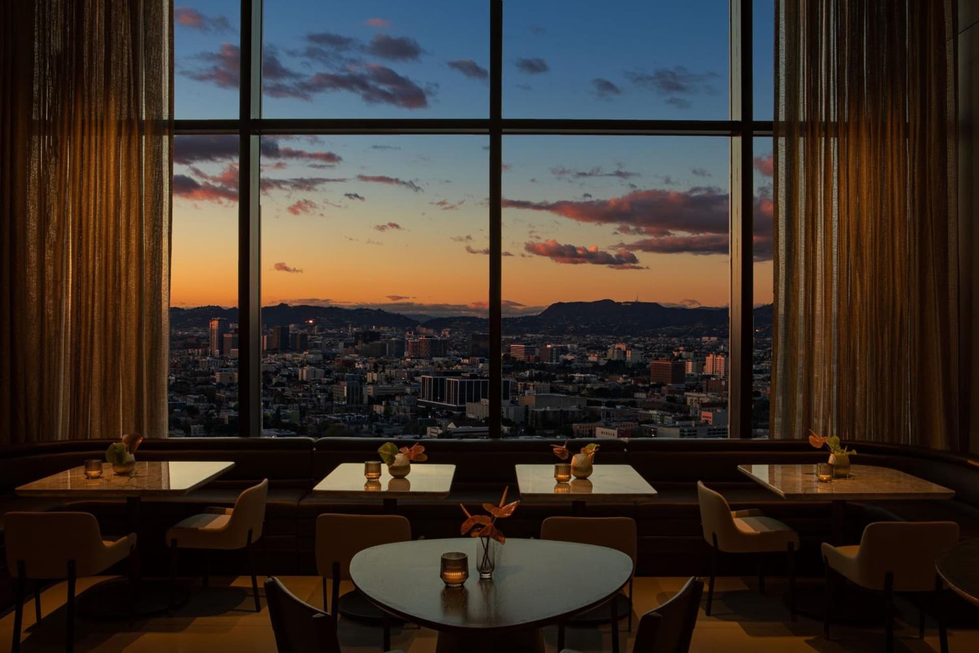 AC Hotel by Marriott Downtown Los Angeles gallery photo in Los Angeles, CA — image 10