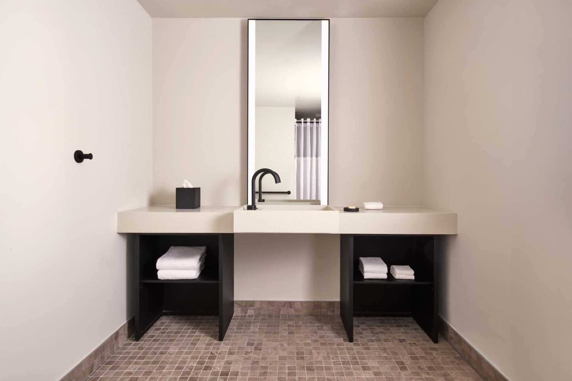 AC Hotel by Marriott Downtown Los Angeles gallery photo in Los Angeles, CA — image 19