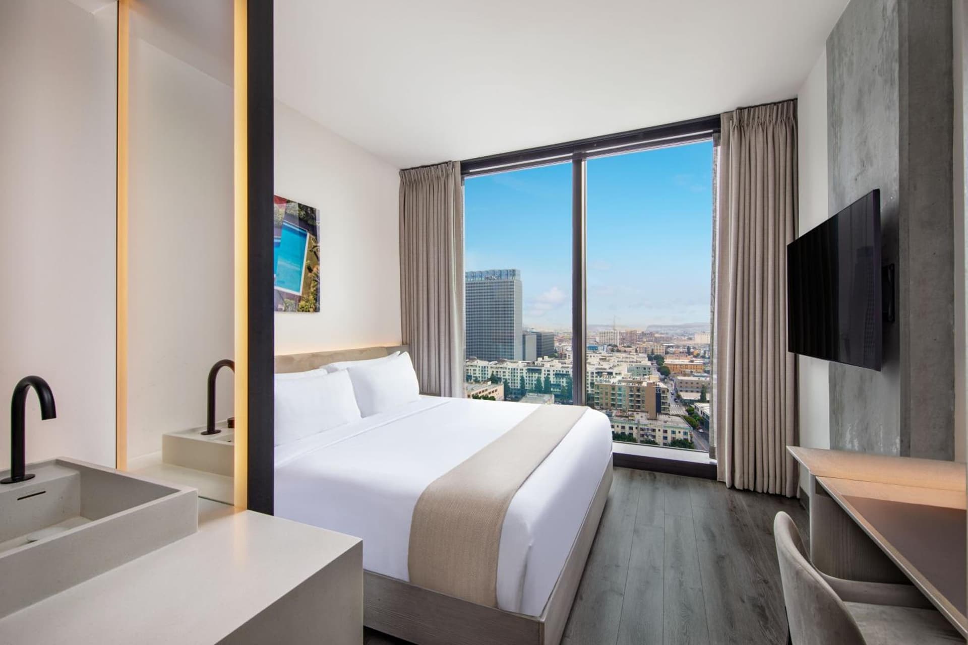 AC Hotel by Marriott Downtown Los Angeles gallery photo in Los Angeles, CA — image 41