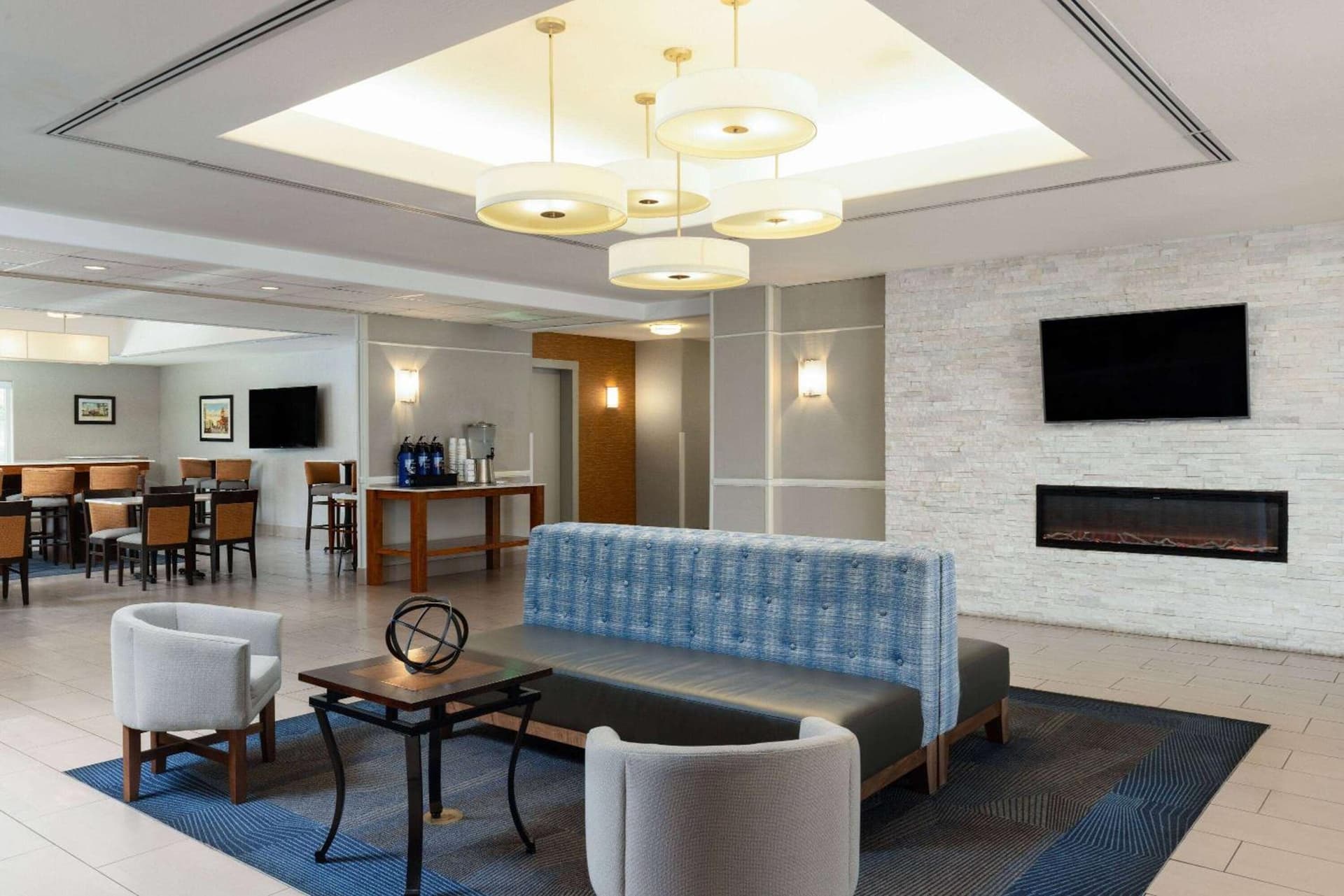 La Quinta by Wyndham Bakersfield North gallery photo in Bakersfield, CA — image 28