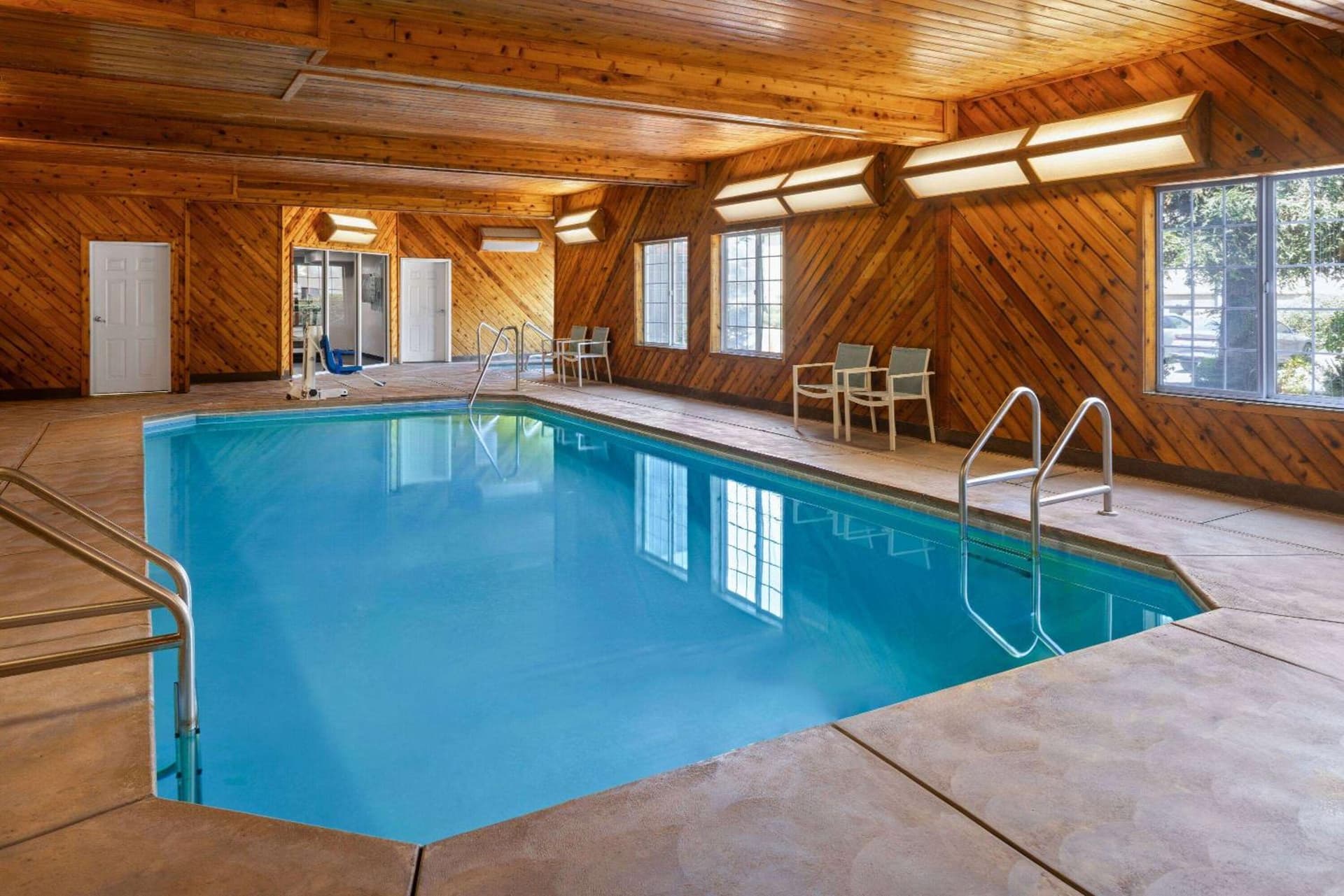 La Quinta by Wyndham Bakersfield North gallery photo in Bakersfield, CA — image 36