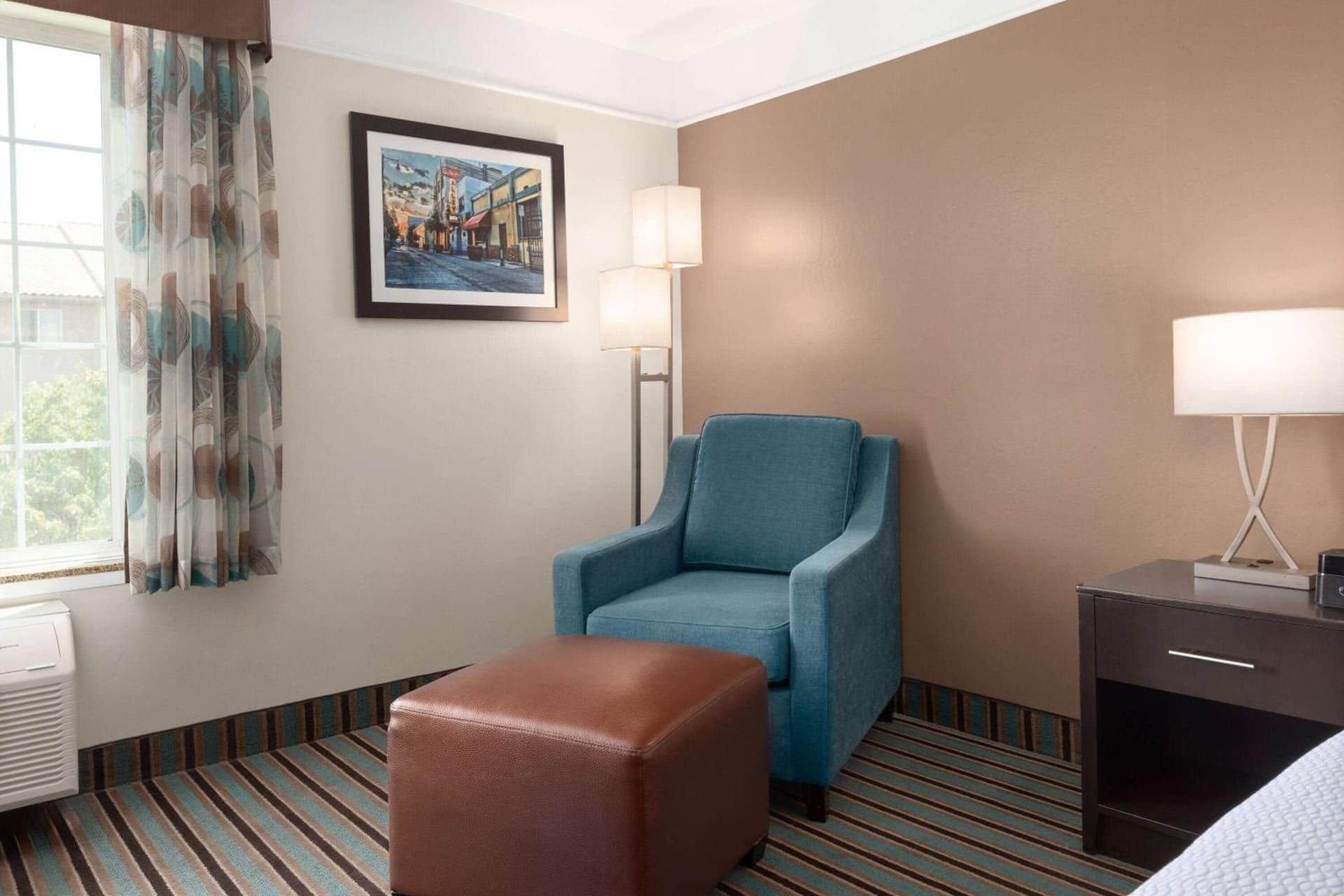La Quinta by Wyndham Bakersfield North gallery photo in Bakersfield, CA — image 6
