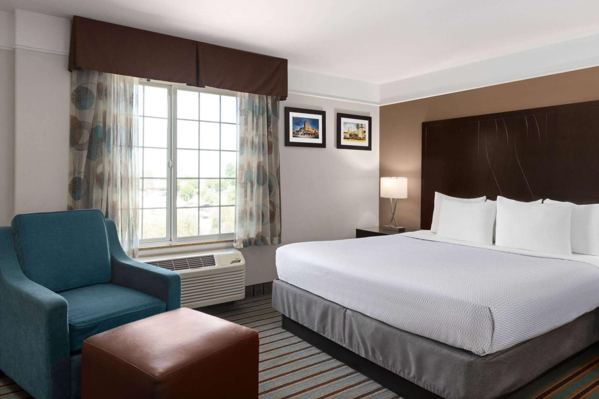 La Quinta by Wyndham Bakersfield North gallery photo in Bakersfield, CA — image 44