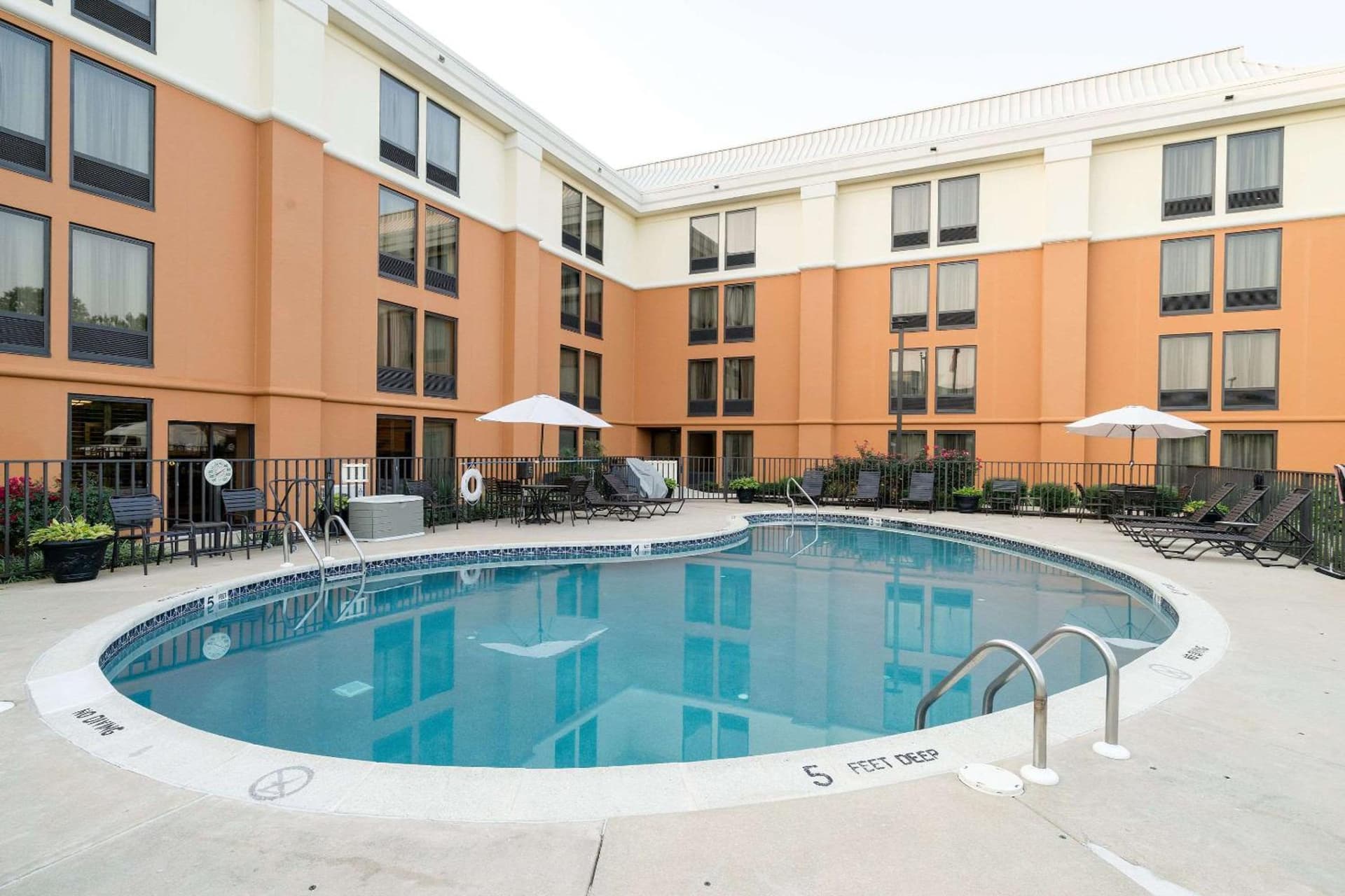 Comfort Inn & Suites Newark - Wilmington gallery photo in Newark, DE — image 39