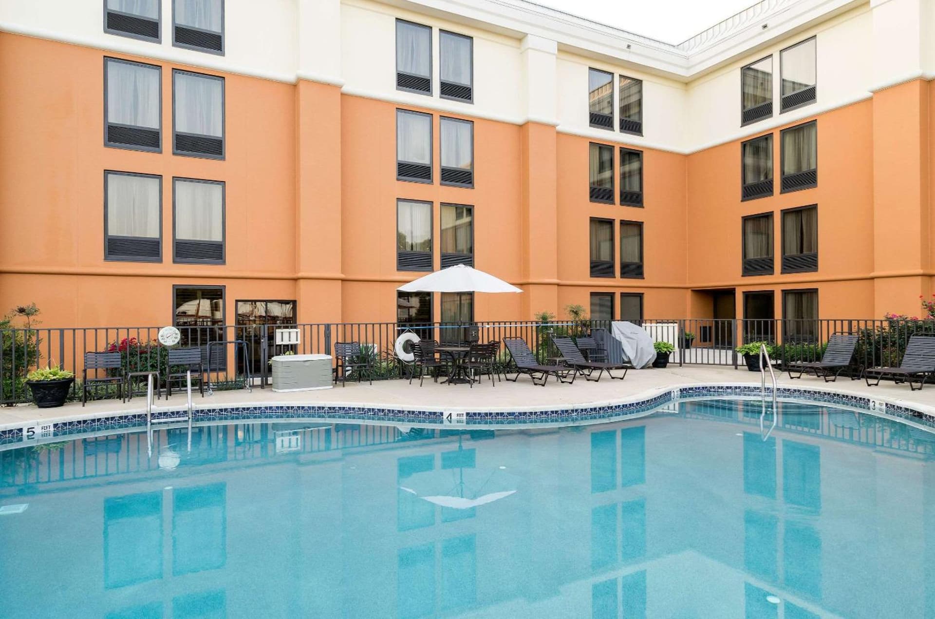 Comfort Inn & Suites Newark - Wilmington gallery photo in Newark, DE — image 21