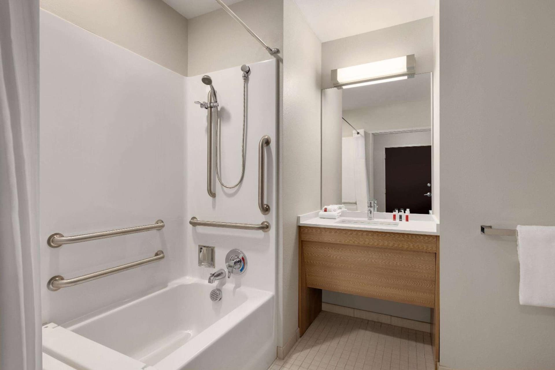 Microtel Inn & Suites by Wyndham Gambrills gallery photo in Odenton, MD — image 16