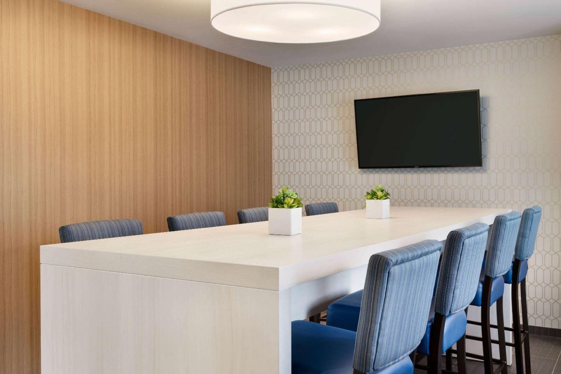 Microtel Inn & Suites by Wyndham Gambrills gallery photo in Odenton, MD — image 6