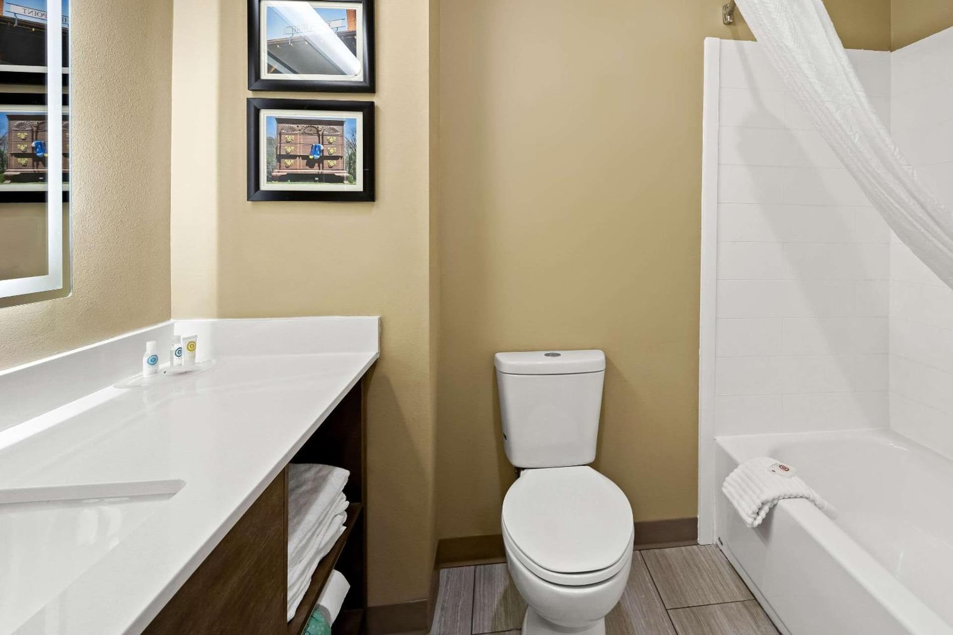 Comfort Inn & Suites High Point - Archdale gallery photo in Archdale, NC — image 28