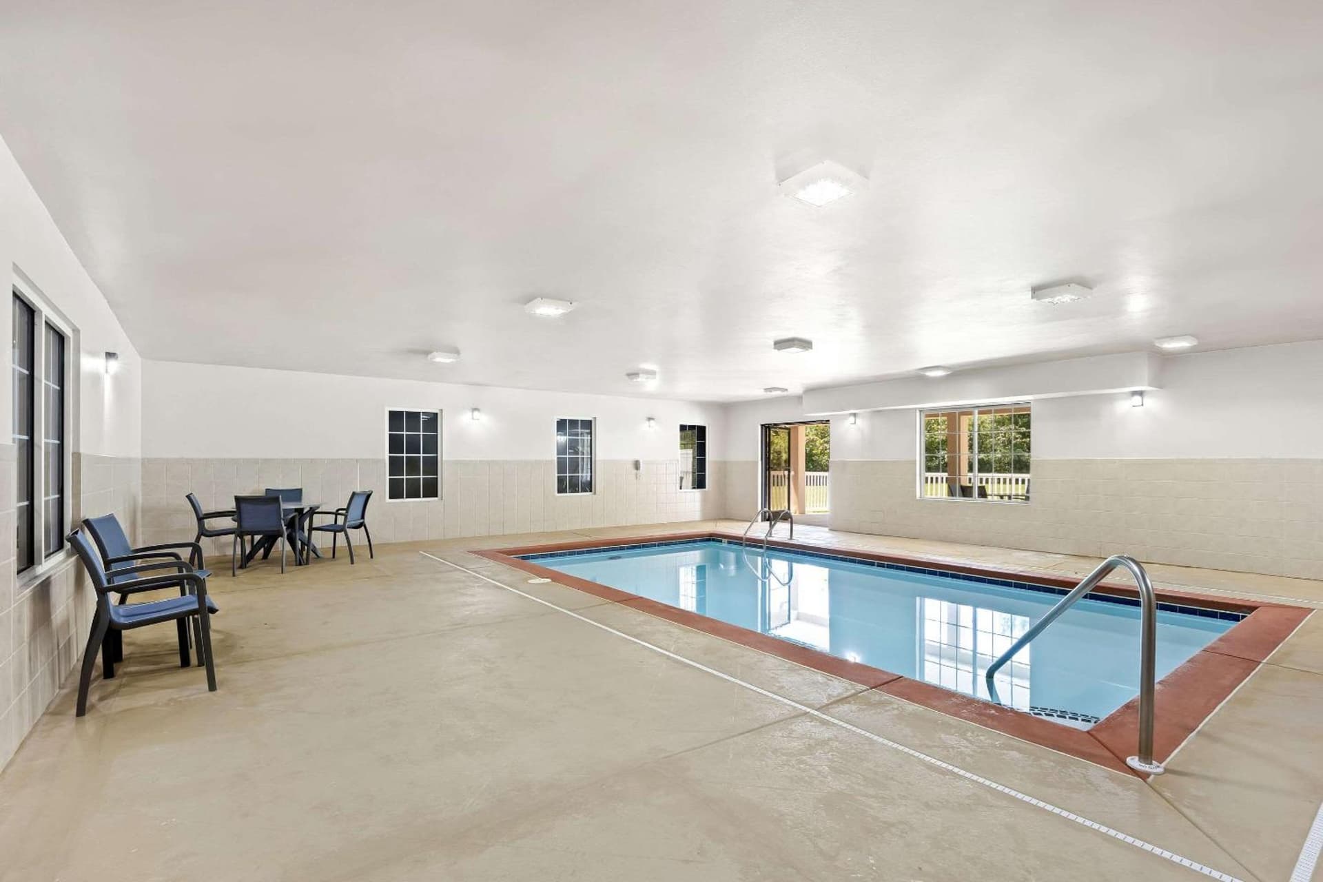 Comfort Inn & Suites High Point - Archdale gallery photo in Archdale, NC — image 12
