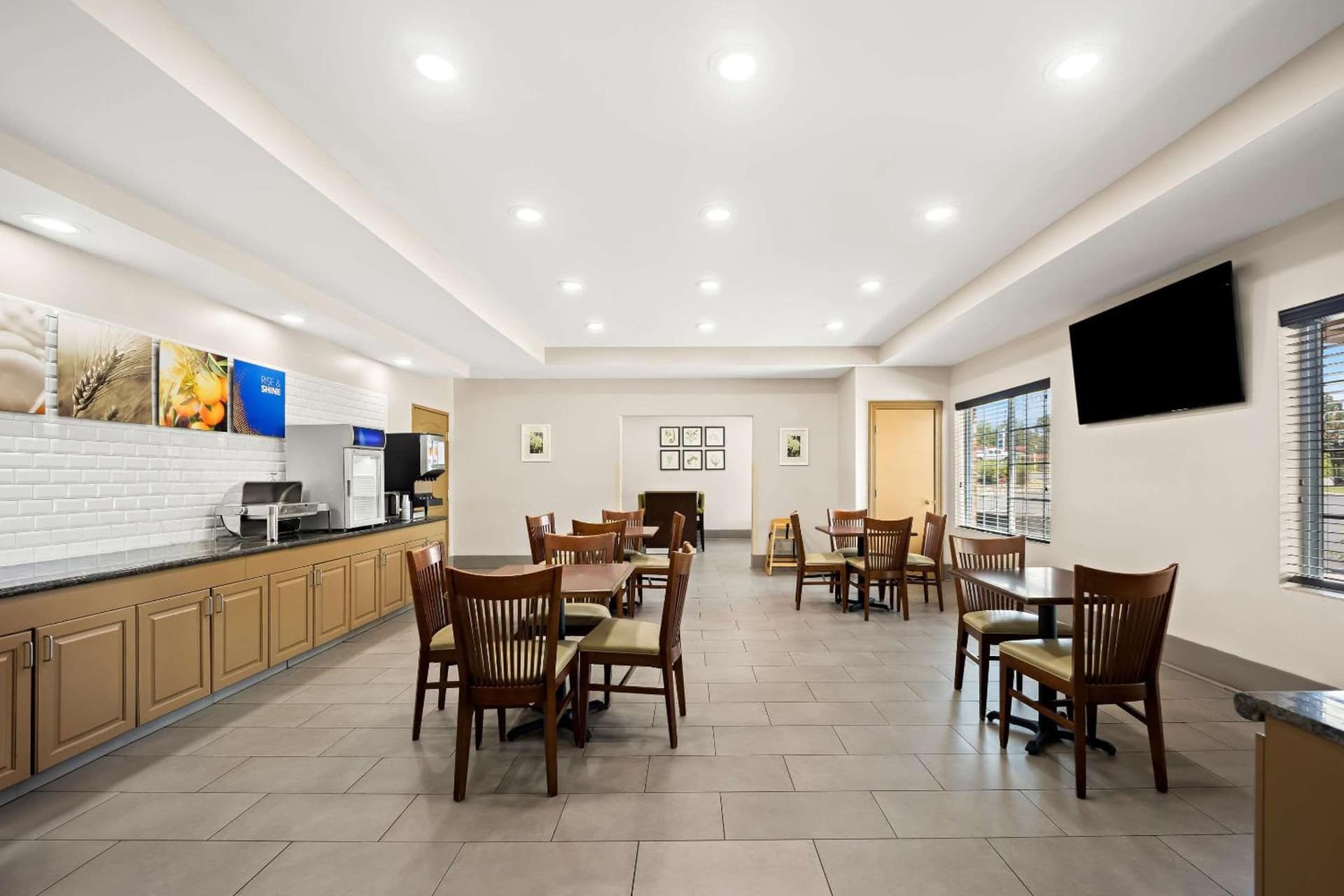 Comfort Inn & Suites High Point - Archdale gallery photo in Archdale, NC — image 8