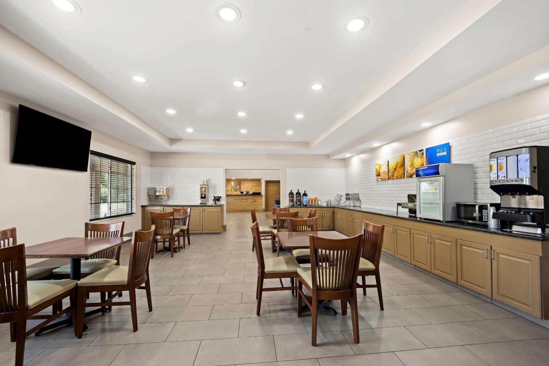 Comfort Inn & Suites High Point - Archdale gallery photo in Archdale, NC — image 22