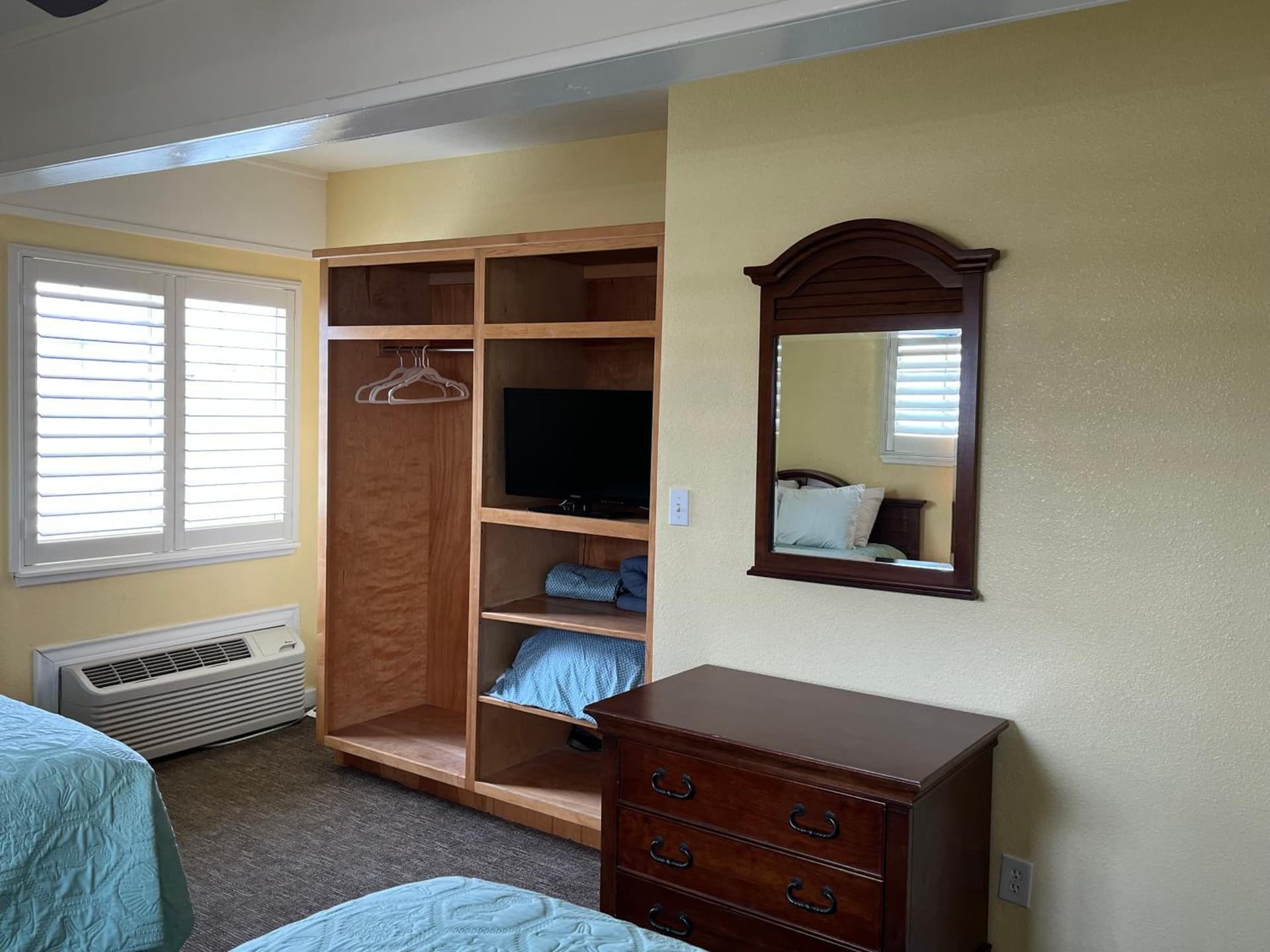 Seashell Village Resort near the beach gallery photo in Port Aransas, TX — image 51