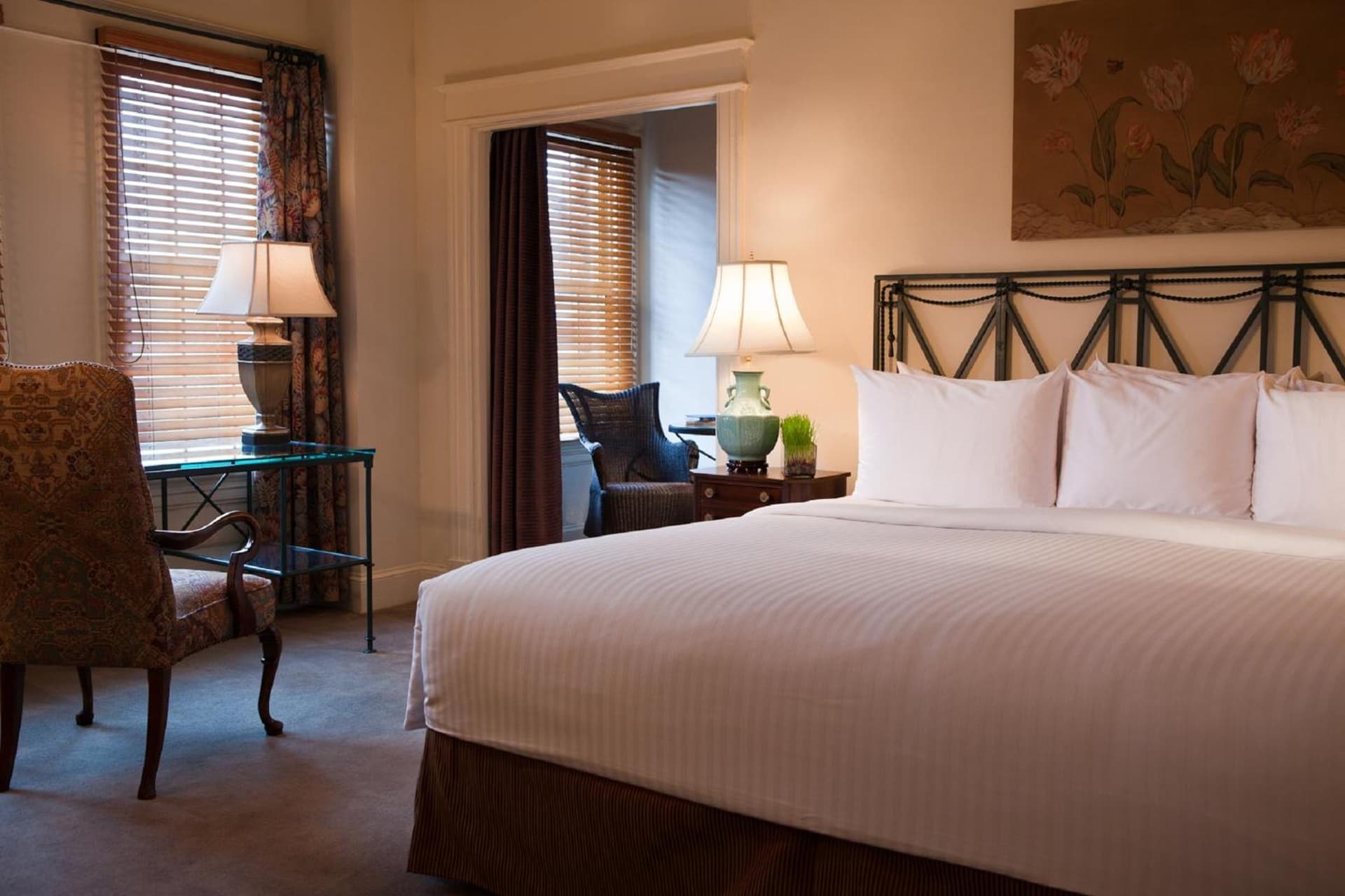 Hotel Lombardy interior in Washington, DC — gallery photo 2