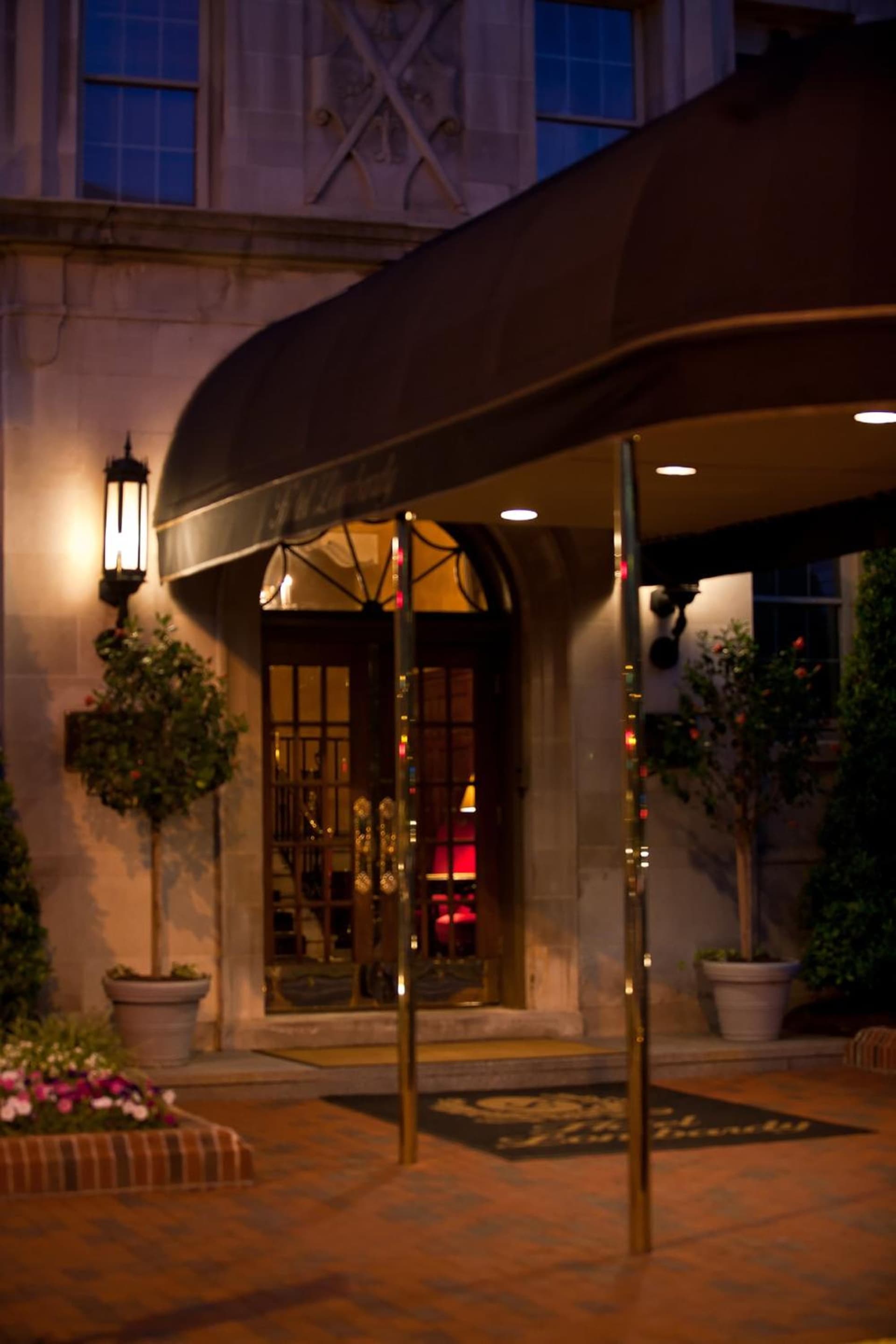 Hotel Lombardy gallery photo in Washington, DC — image 6